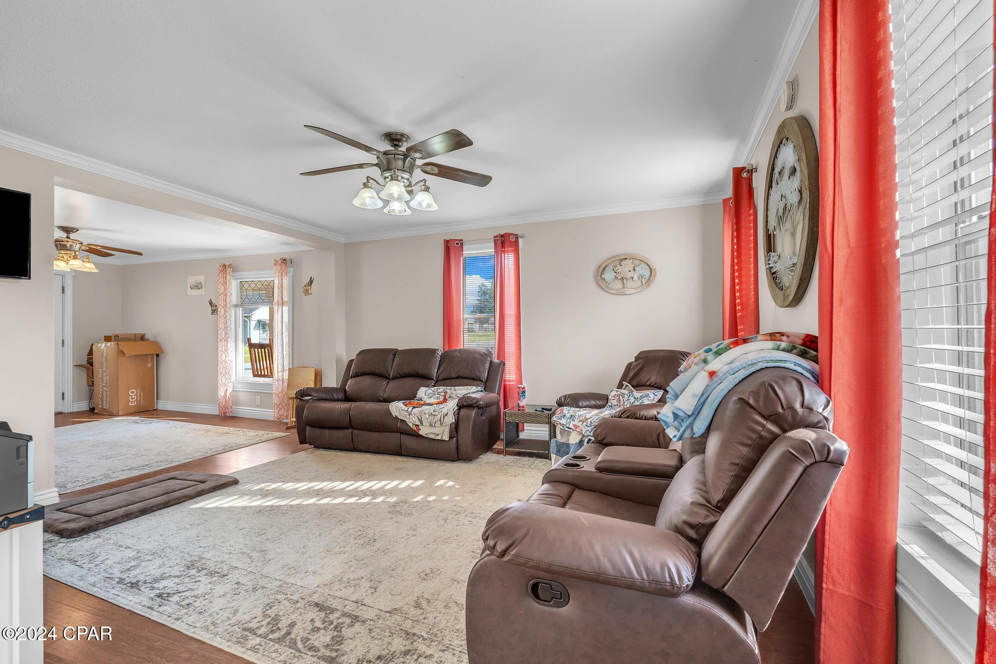 Image 18 For 748 3rd Street