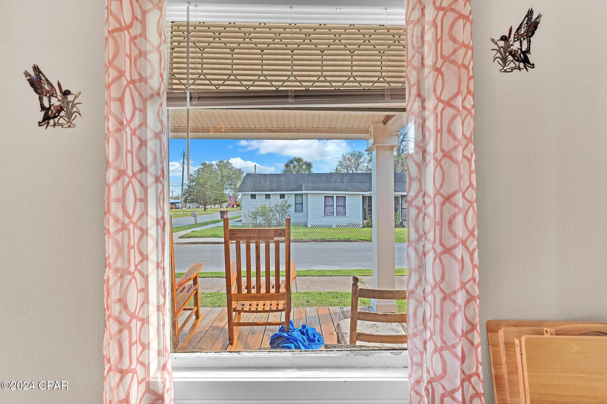 Image 26 For 748 3rd Street