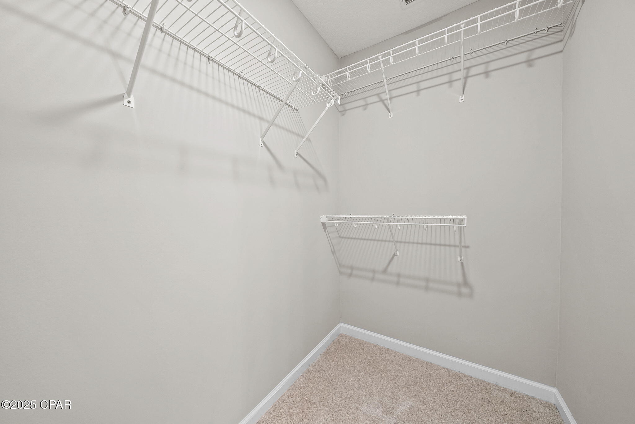 Rgoft72gmbnzjvnexc90c7eeiwktlxhnaszknlhfdgy