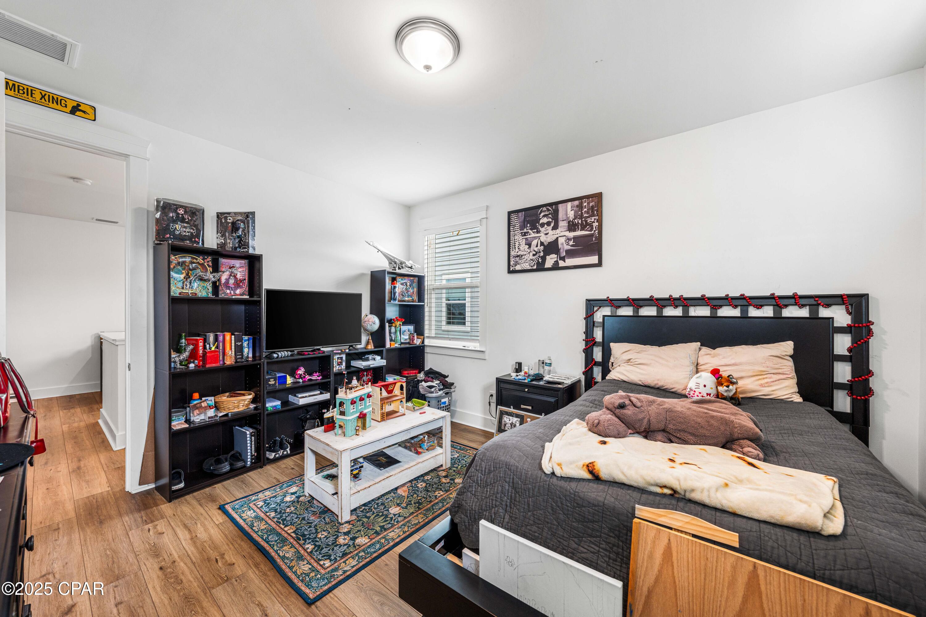 Image 33 For 709 Longpoint Way