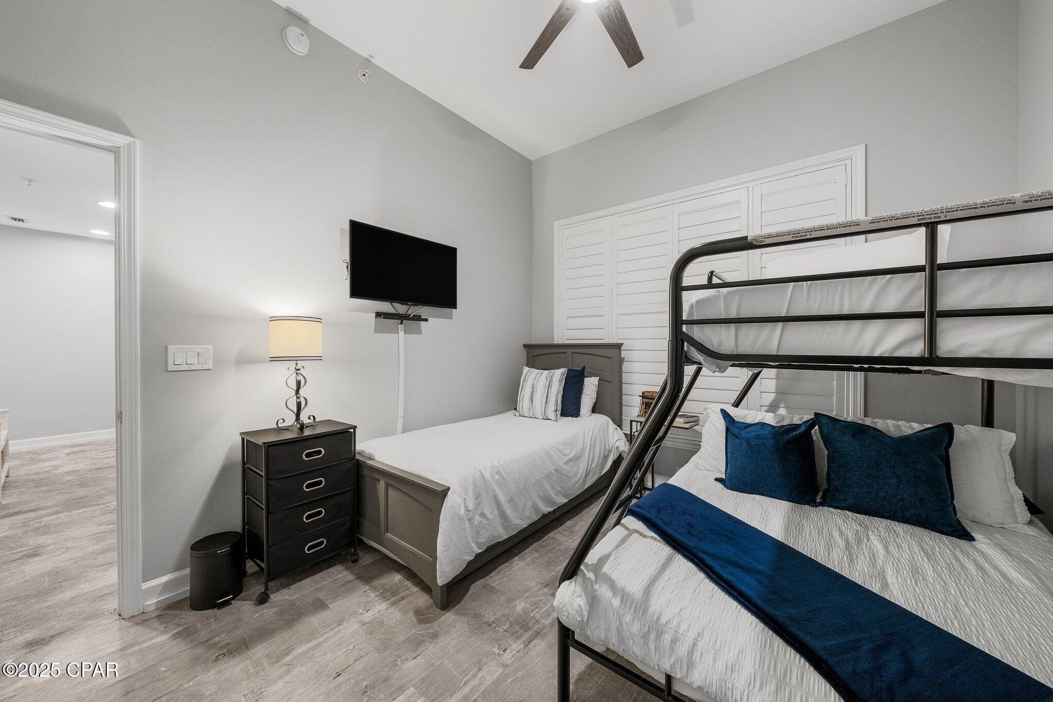 Image 6 For 4100 Marriott Drive 111