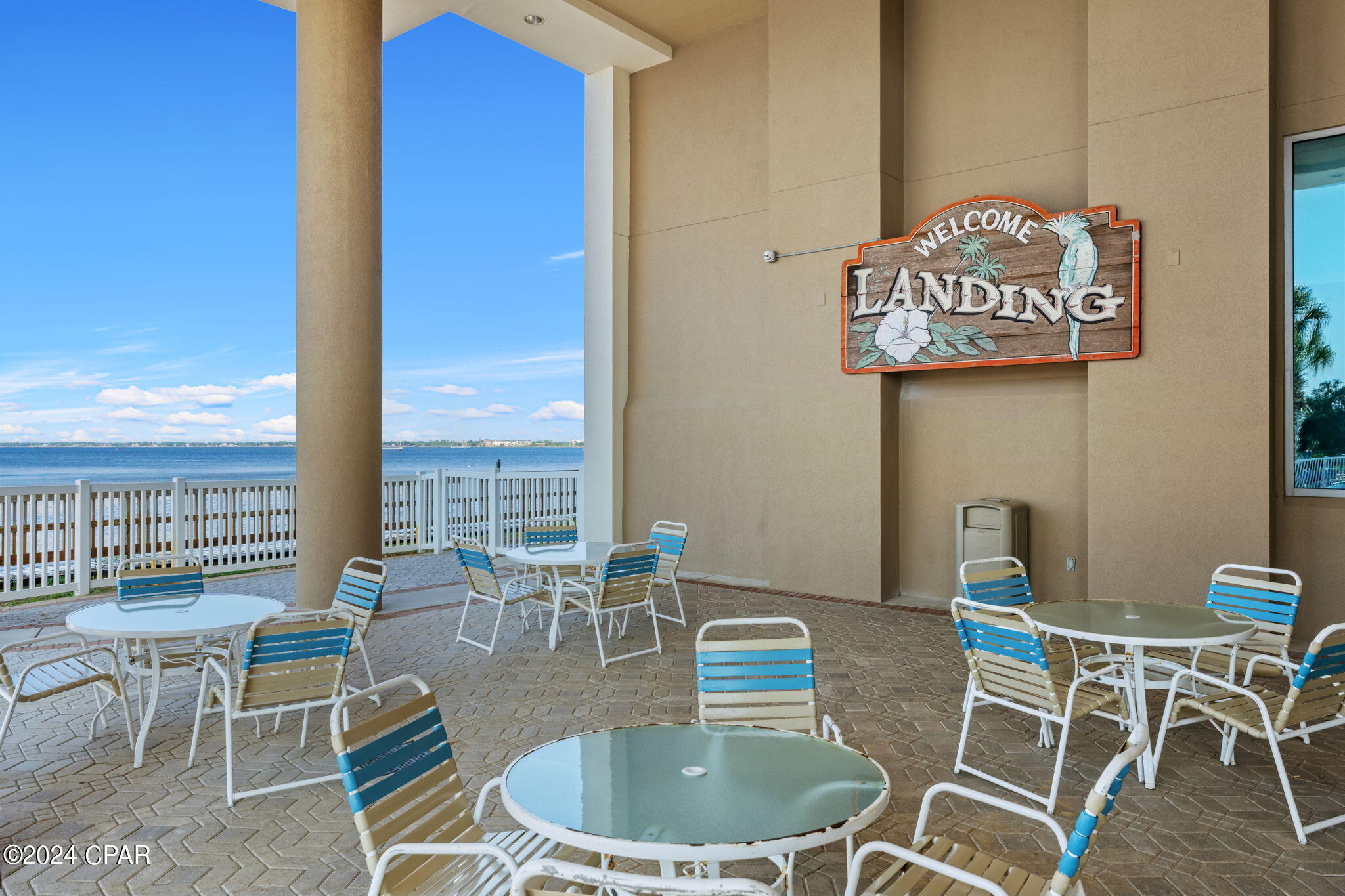 Snia8ckuj7xwbbljryh6wkpxxtxi_iaknpepay6v1qe