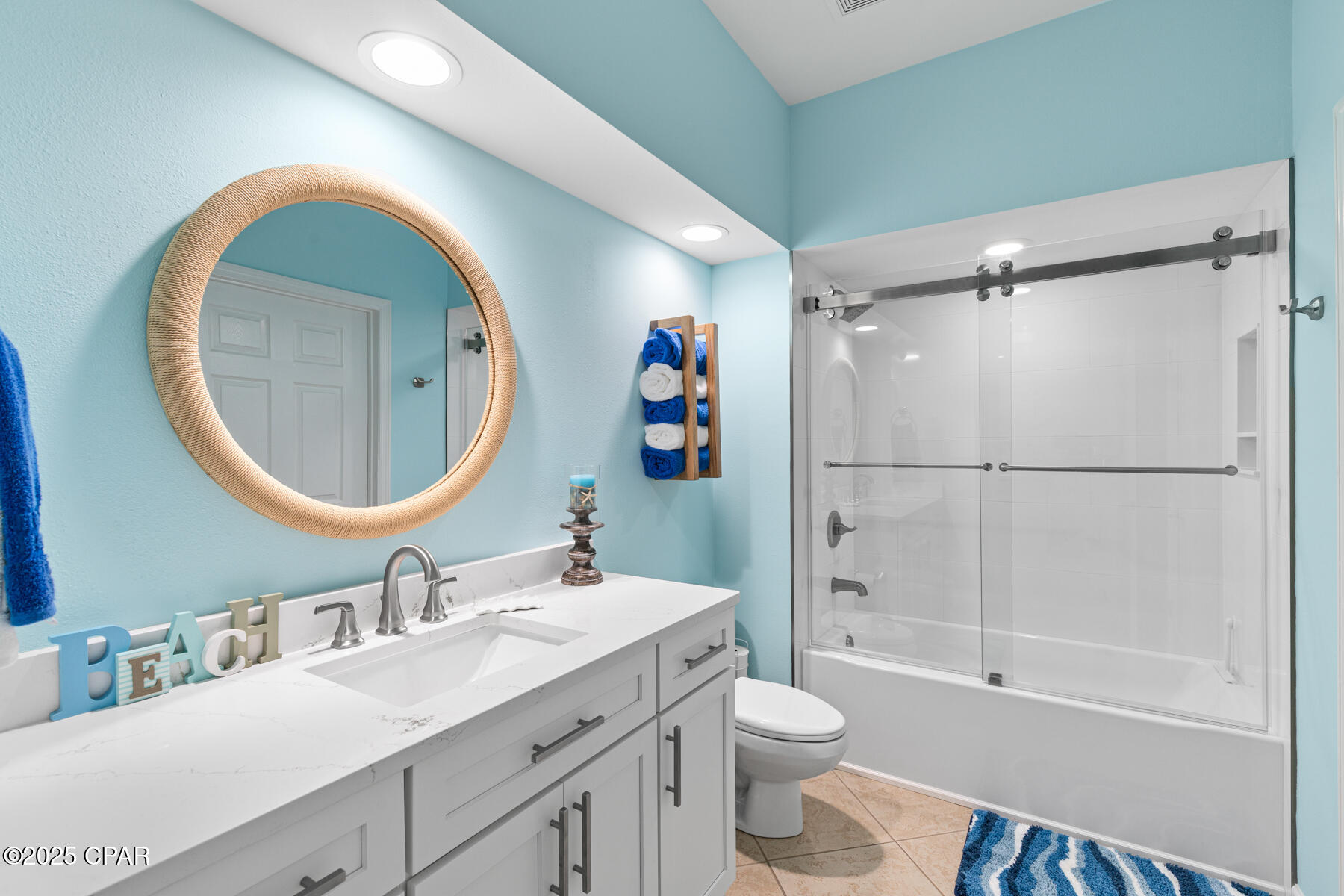 Ely_s9yf6h2tf5bsxtgee4haalj37djkvv2cnab51pc