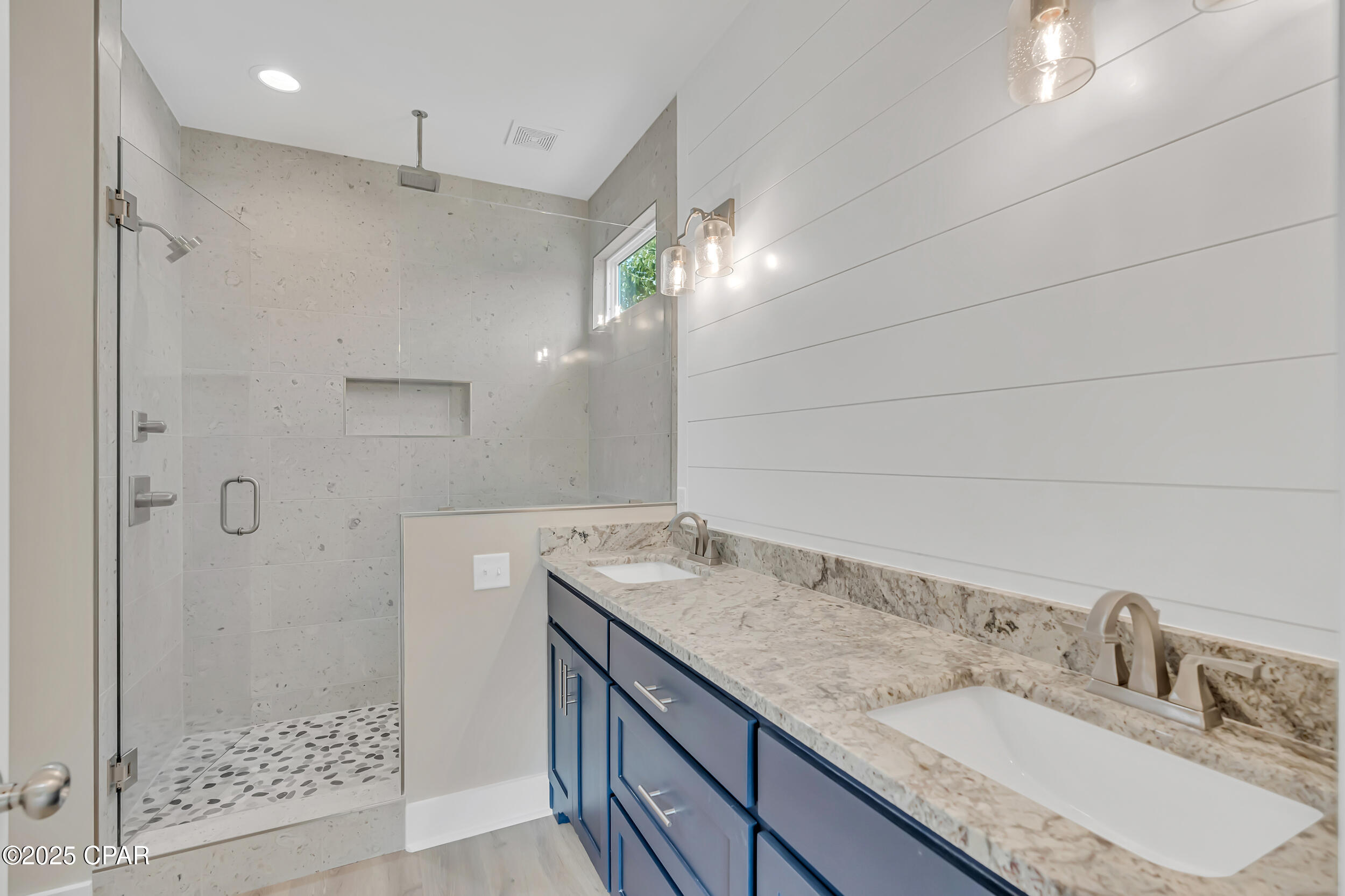 Jf9bu7phudzo  Gxnpk8urslhinxfr5azjvyy9oynn0