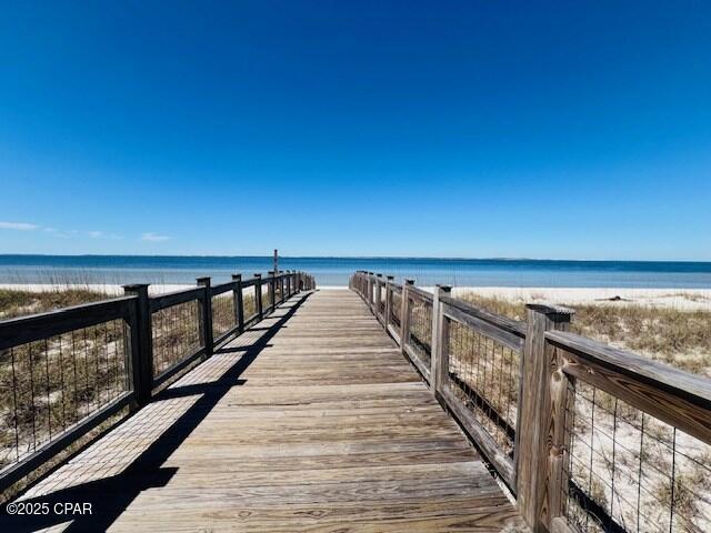 Q Wre93_o2wug4leljejdeerecurve53ni3i8rduymg