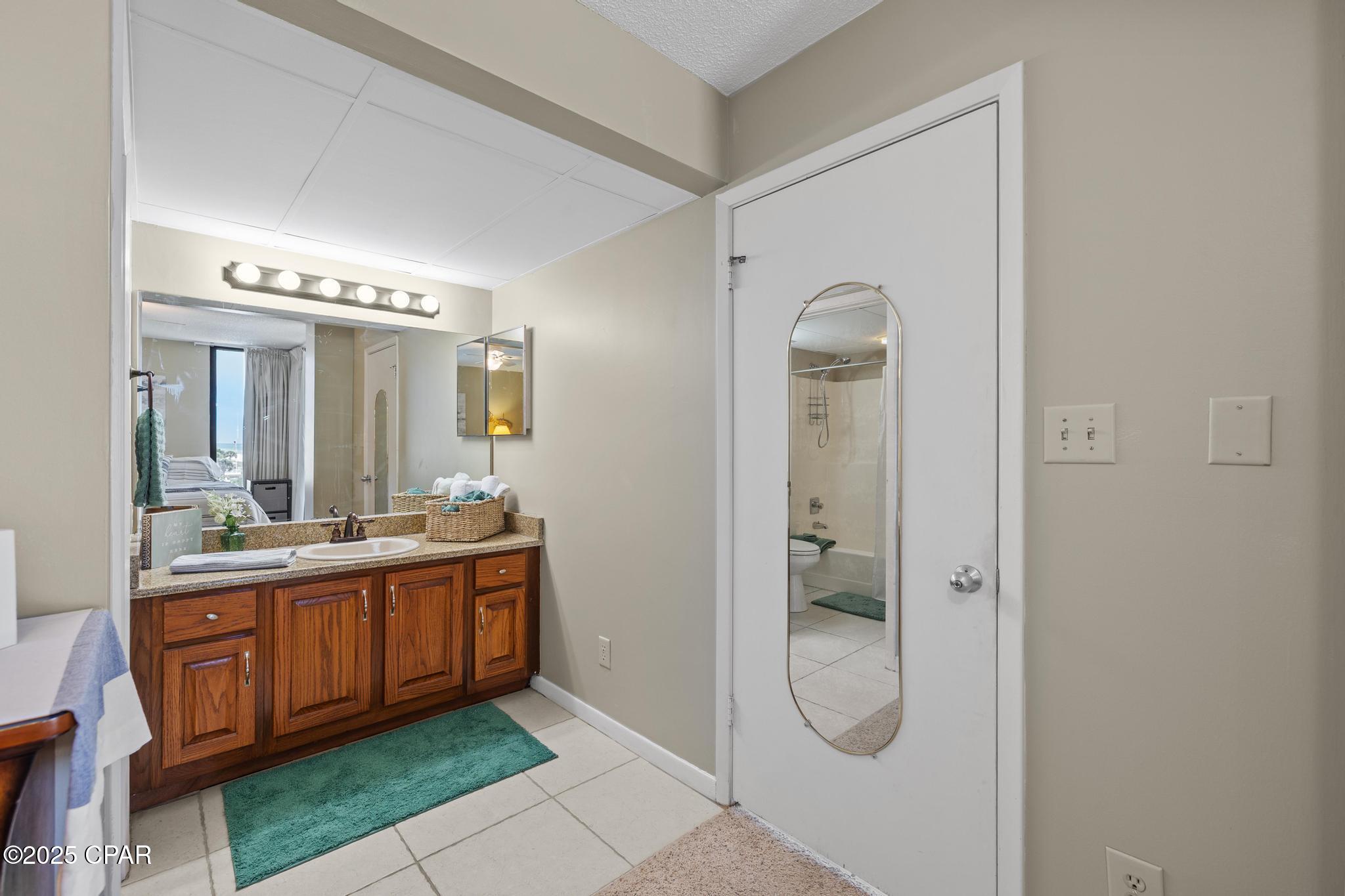 R4tzwciiksqunj5ob3lfmtqdg7evu1y4nt6cf4g9i I