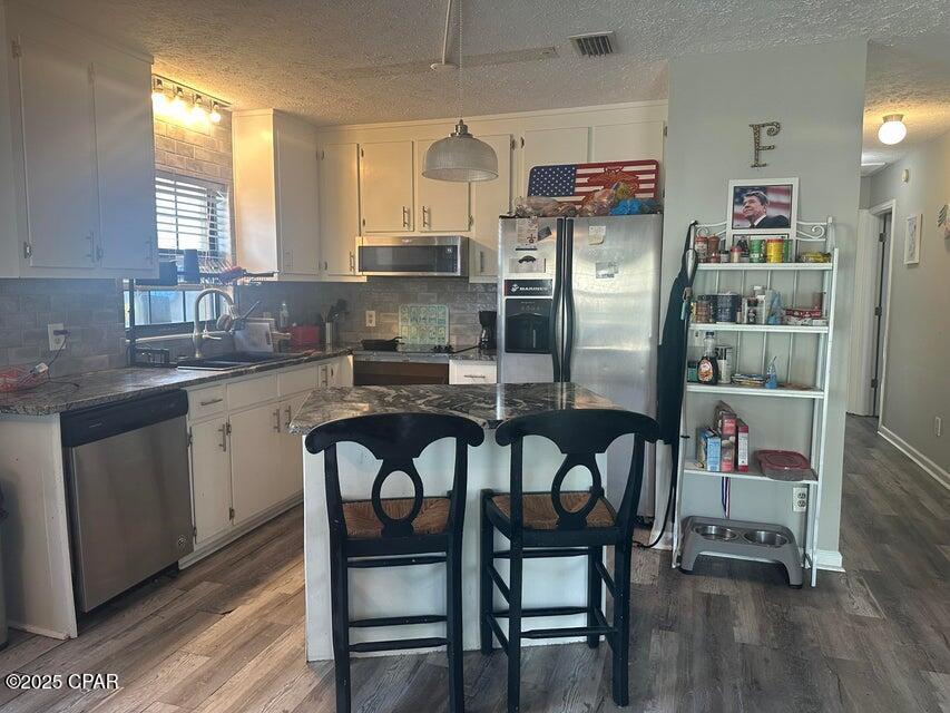 Qjkrdwcptpdpoitucfoneedpz8qehgboc2z1zvo7l_8