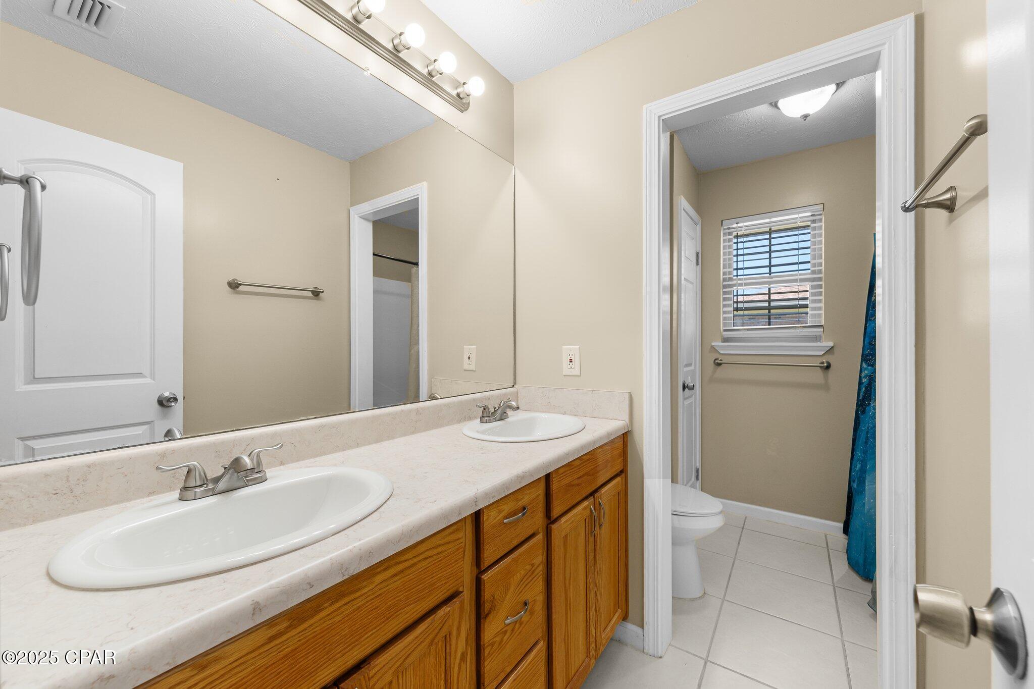 Szcu98vztdqaj6rua9hfy8id Bw94x8zn1x Xkb9uym