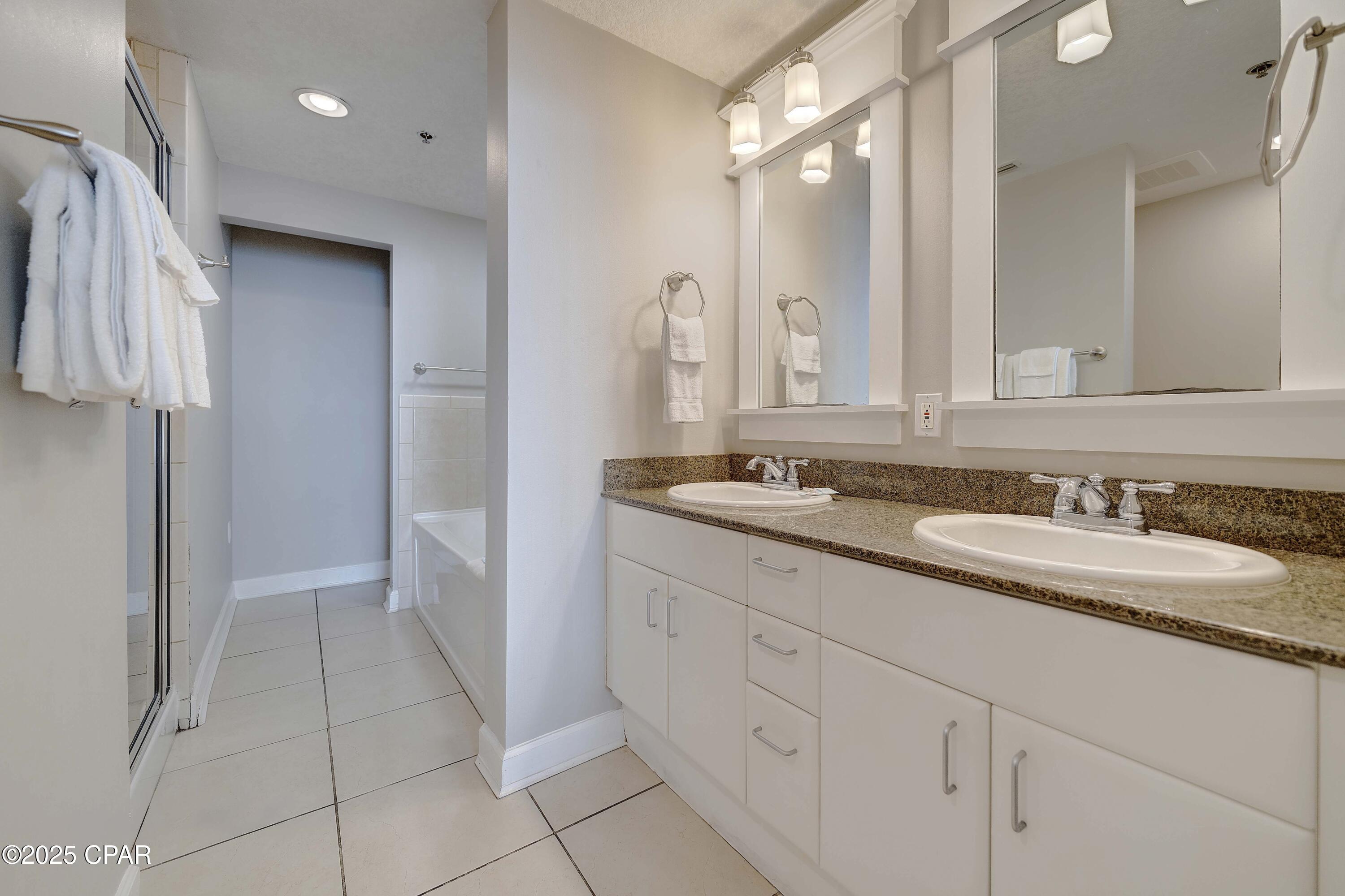 Auvlj7epbd34boqtv00qr5roxtn39xgkzt_sjmhuyf0