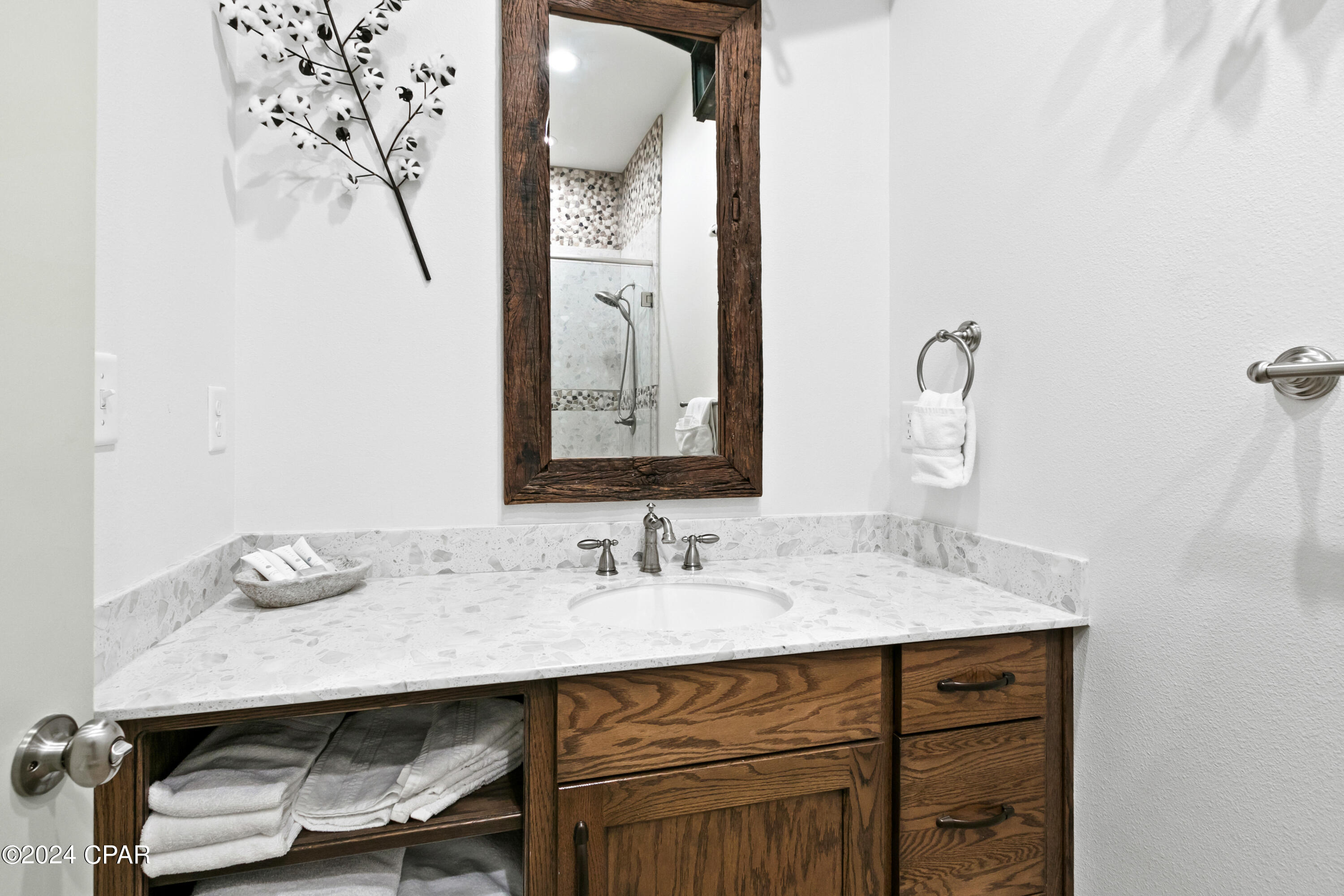 4bxpgw8yaj2796j0gmo5fqlfkhy9arvy7ypw1gbmfum