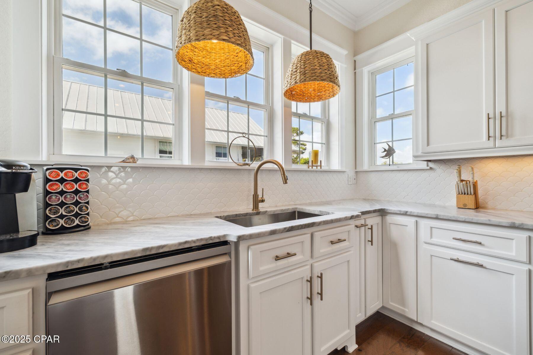 Ezkaesiwiy0yczv__2o  4ll5frdnyloe479k9unllg