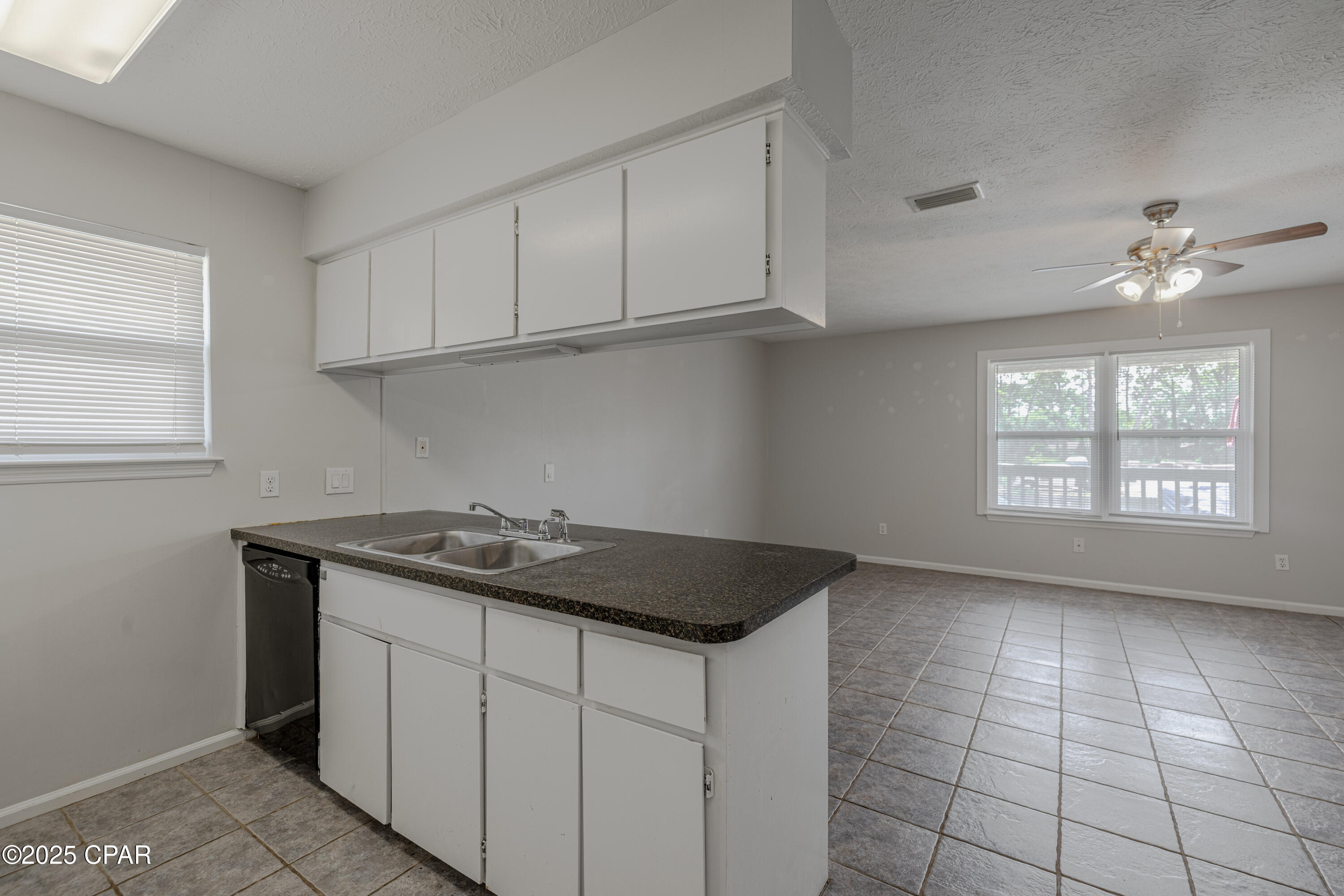 Eivcbzzjom_rbgyomlq6ziss3useshzstitu7wyu0ri