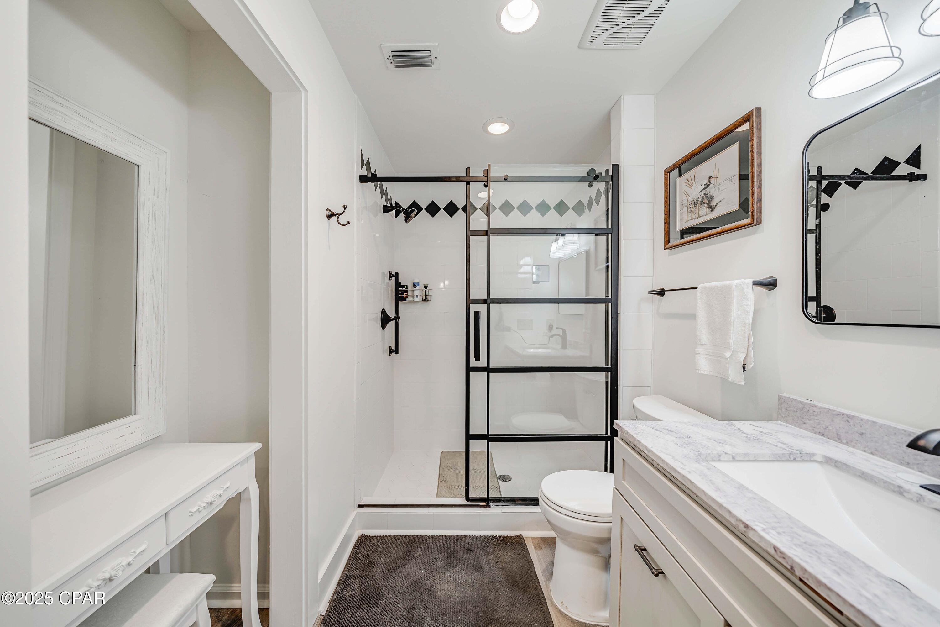 Bdkt5wmkghyd1u7aff3zas  F00mkysg68bam3wurj8