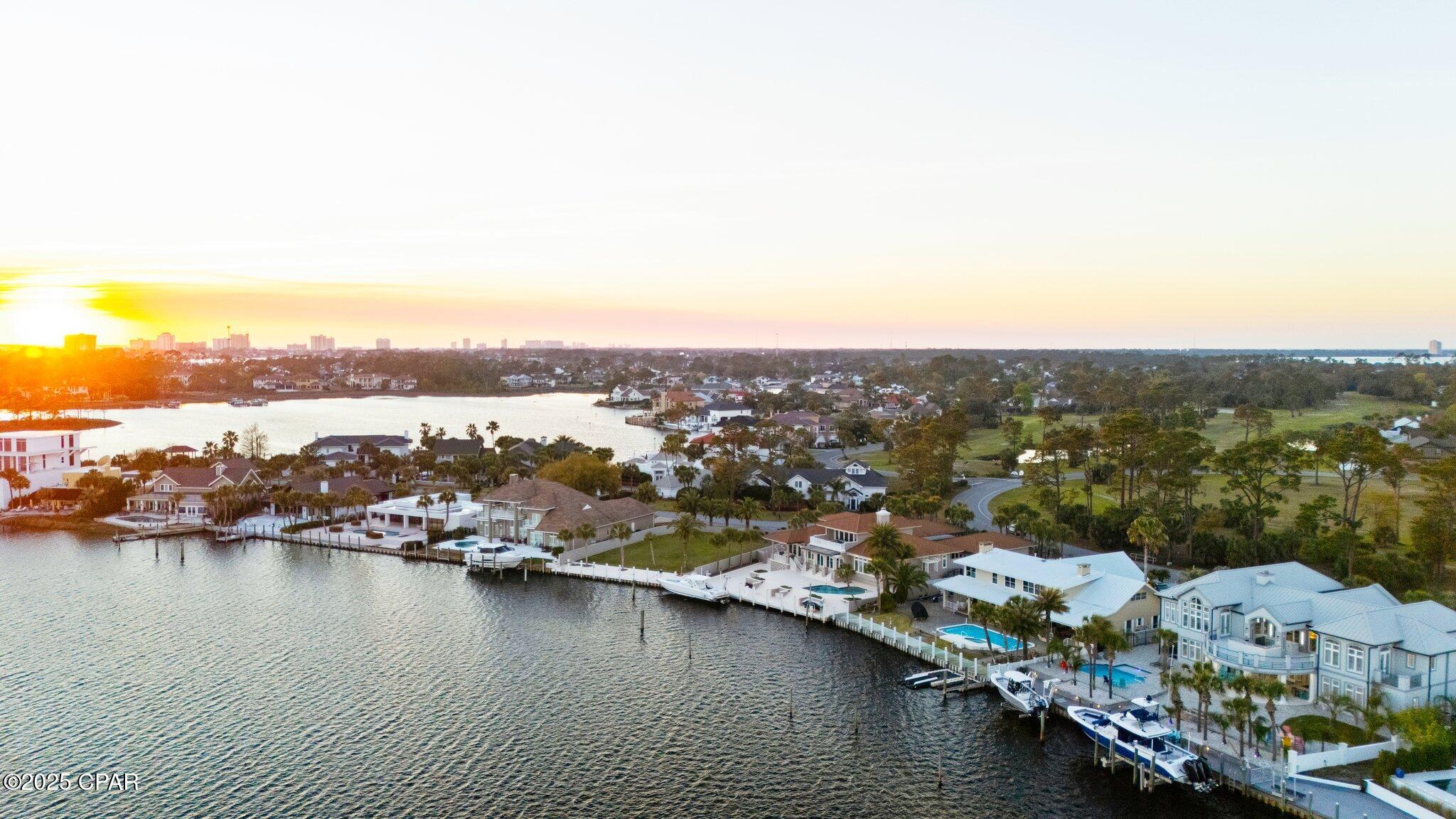 Gc8ioxk7mnrlf4rsjoyx9rnl4q_g2bn13zwhhkw_mkk