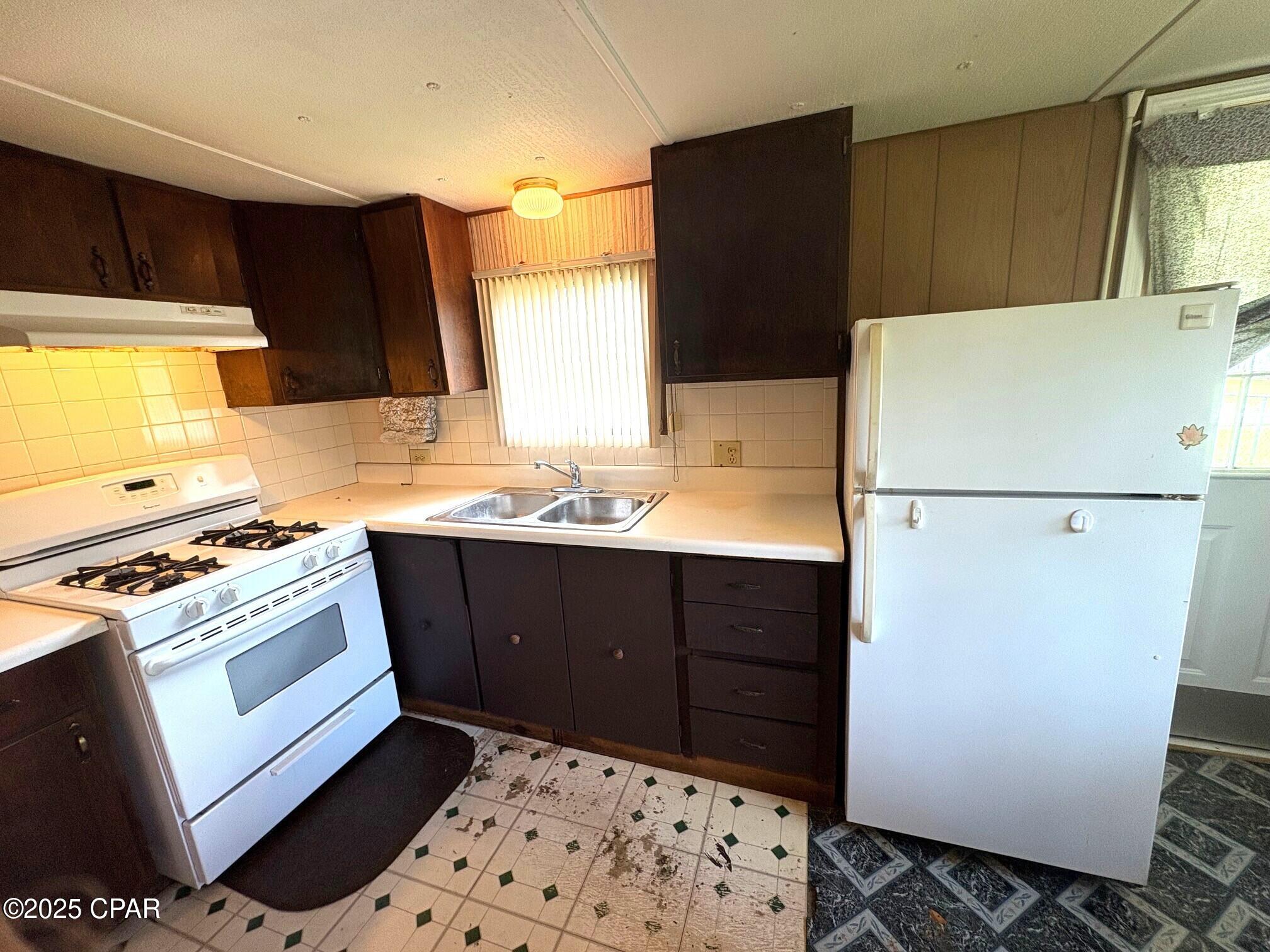 Efuy Jb5sgltkxrqutb8odyfwo Ulogcis0mnywre24