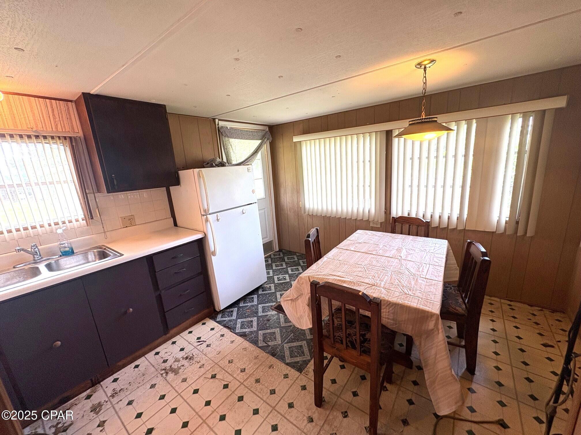 Bhhcsrbv3r29eaf1pifhnoejmgbzxfndlrzay_8imhe