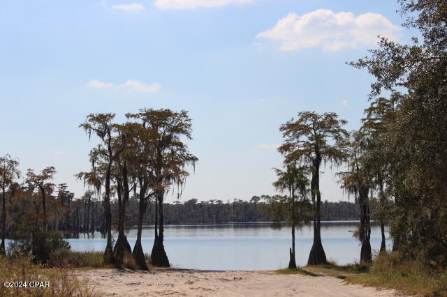 1ld6l80h3h3yzkm8wekysq1nyr9omro_vyctecic4u8