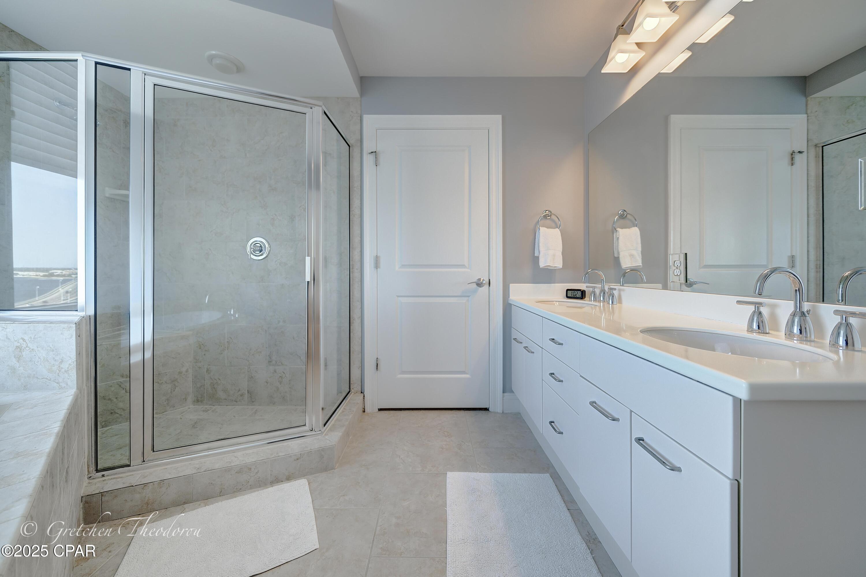 M Htr5zbto5mnwvreoizfm35lfvcjj5ka5bzf1eldk0