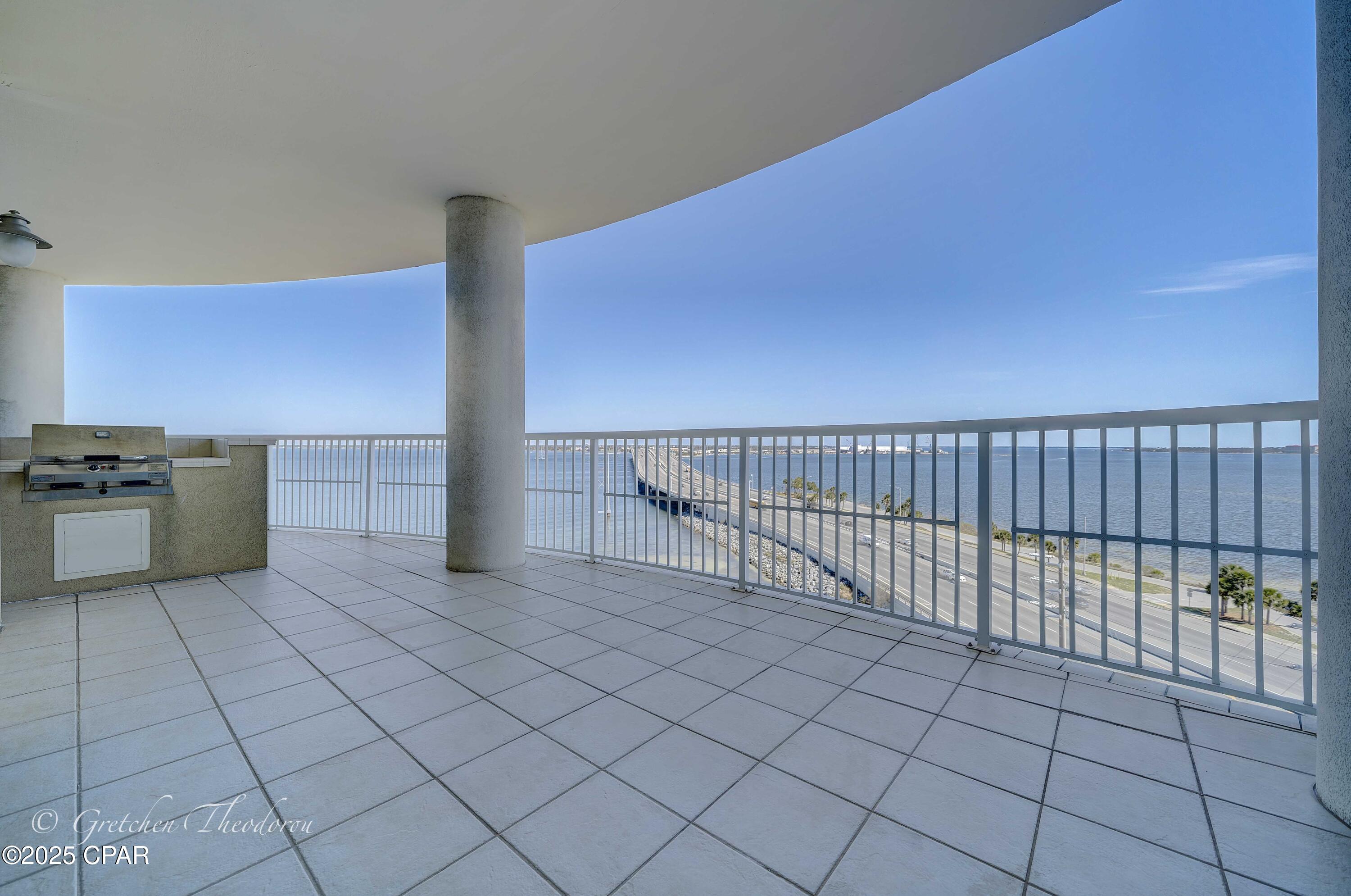 Axcxdjtie5zoqemvqwm7rmkivdgnb5i_bmmdhvviuc0