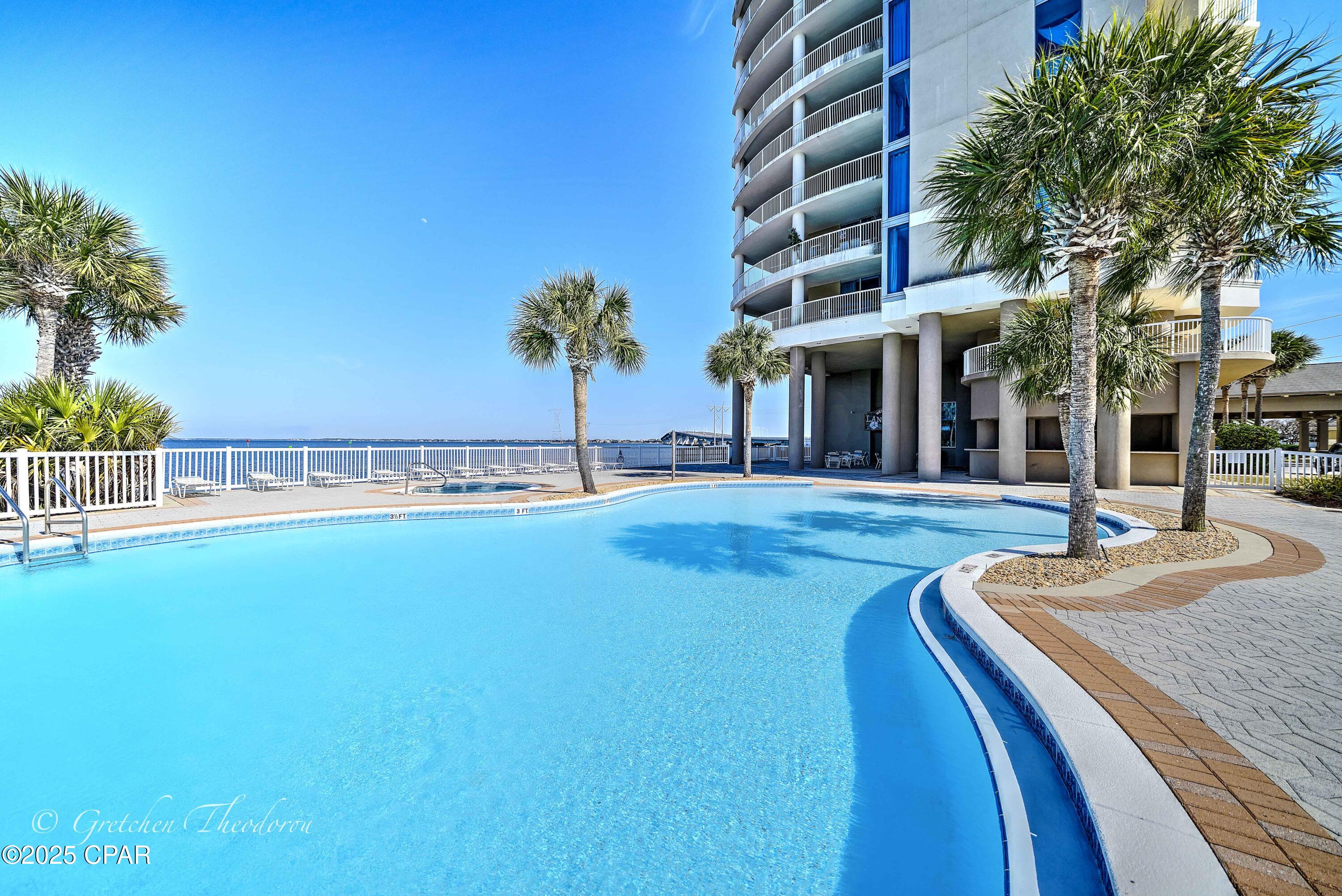 Vlmbvkgrxhls2nhp8izry4h32qwdwghnedjmfhot8cg