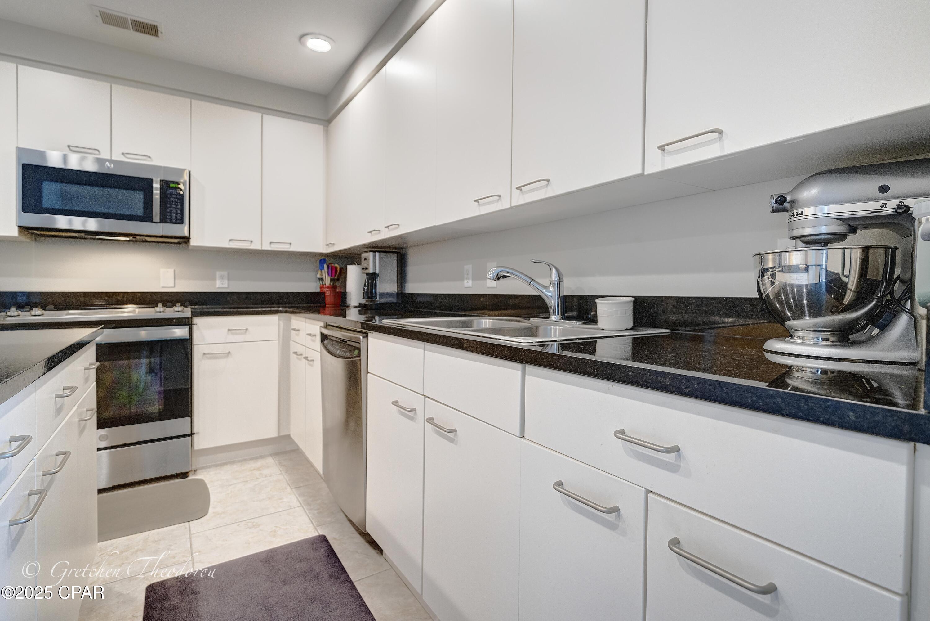 Fsgmuzg2gd0tvumxovfcs0blnemnxiyjtqrcbop Xbq