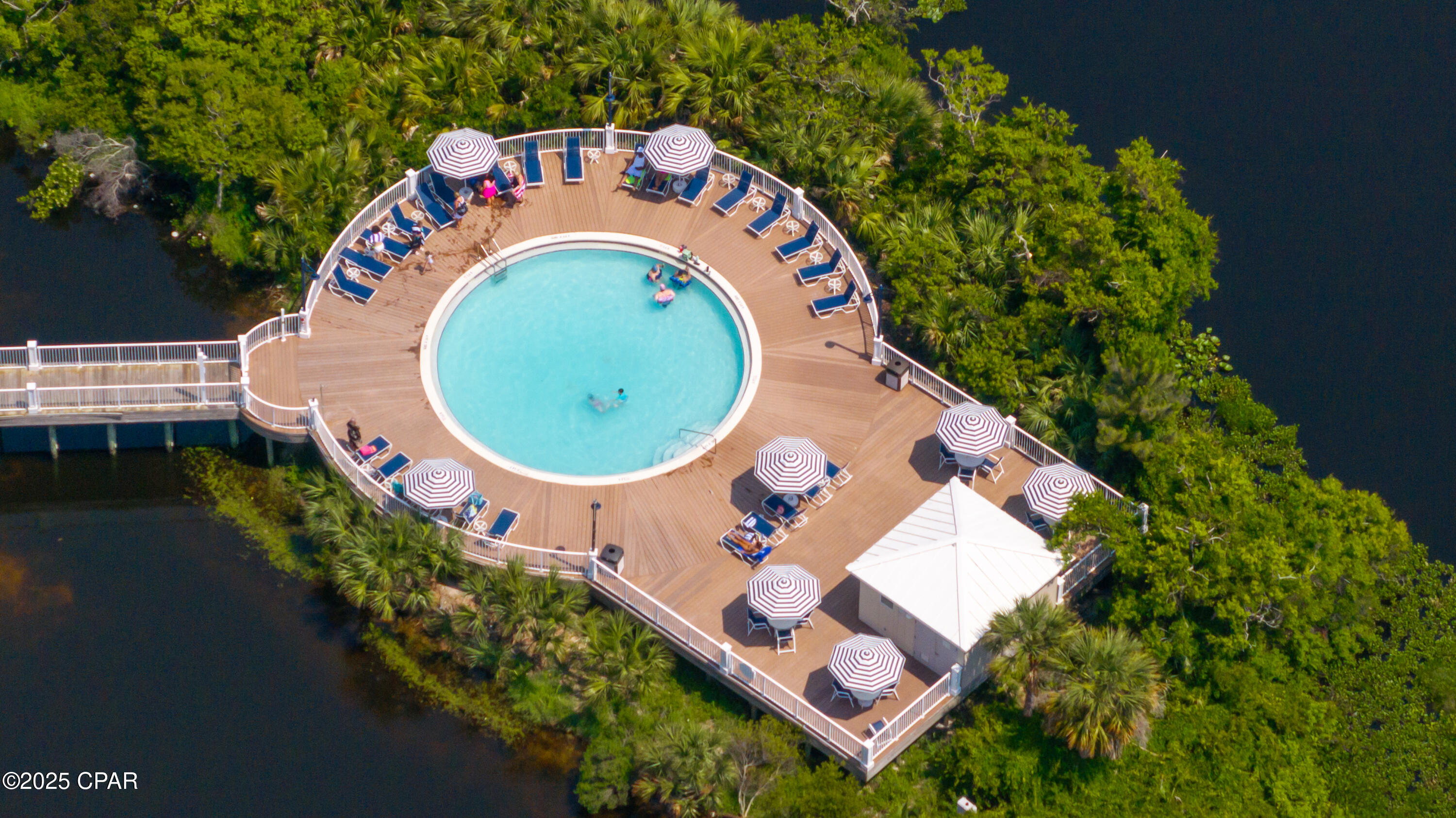 Image 10 For 9860 Thomas Drive 1825