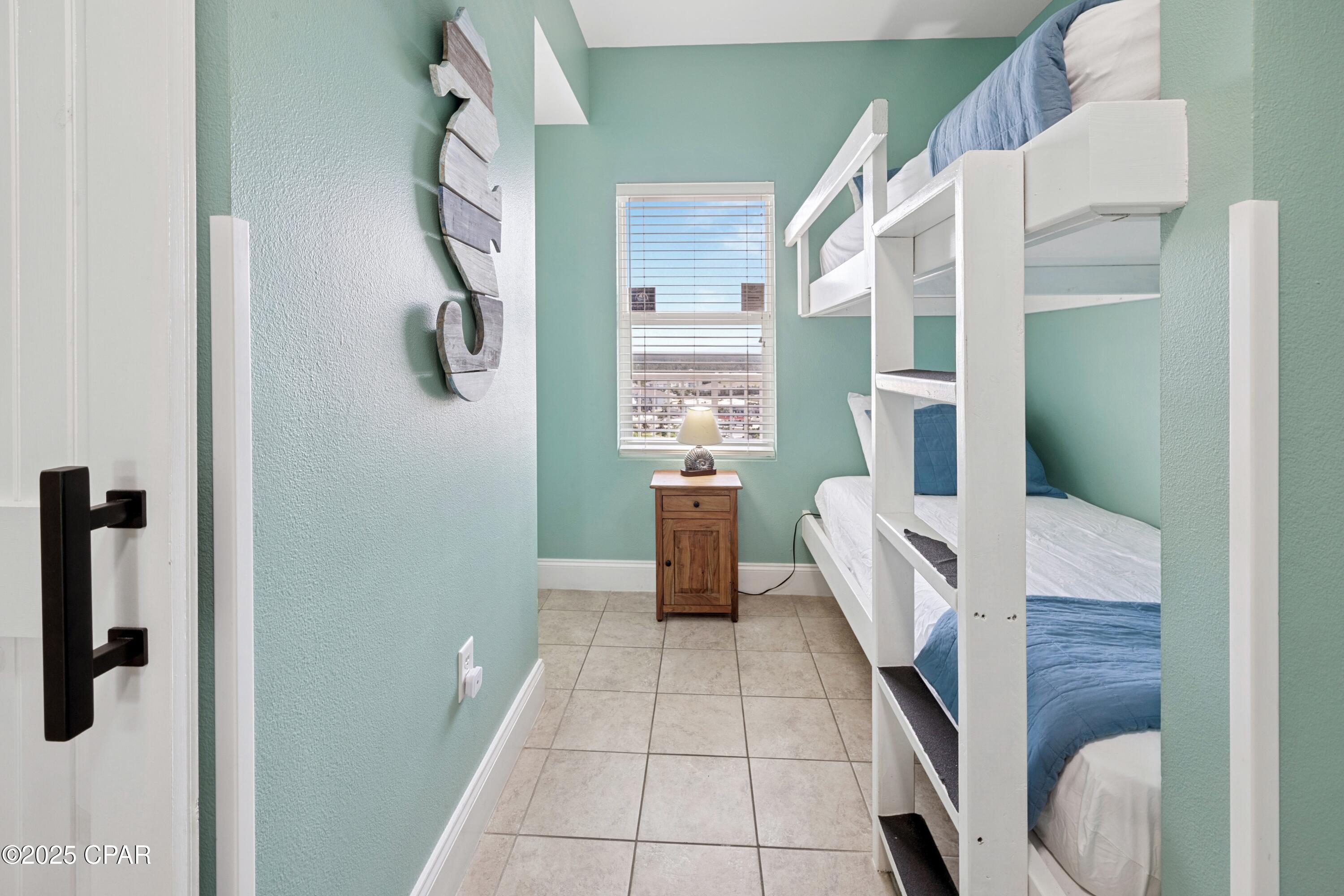 Image 27 For 9860 Thomas Drive 1825