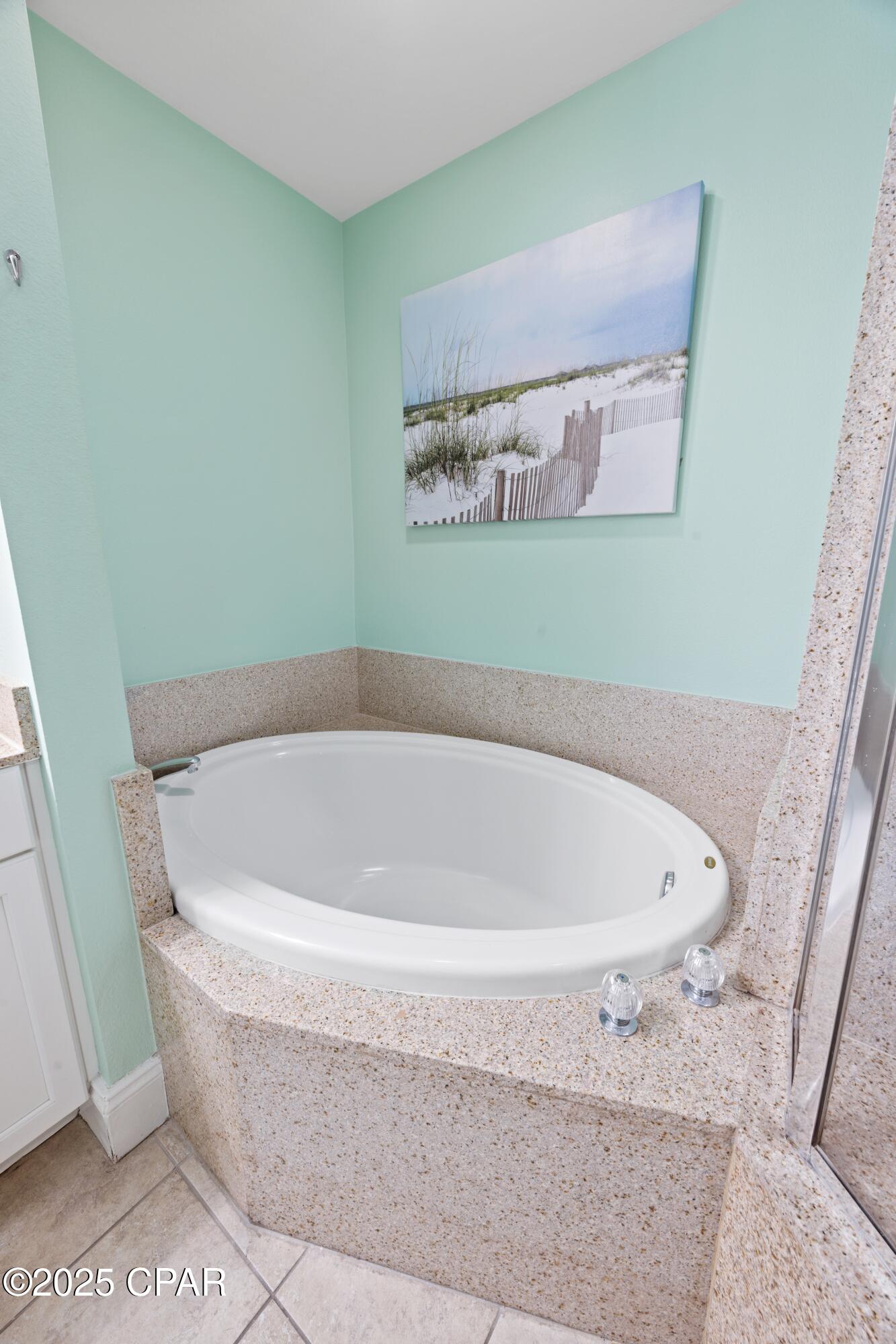 Image 37 For 9860 Thomas Drive 1825