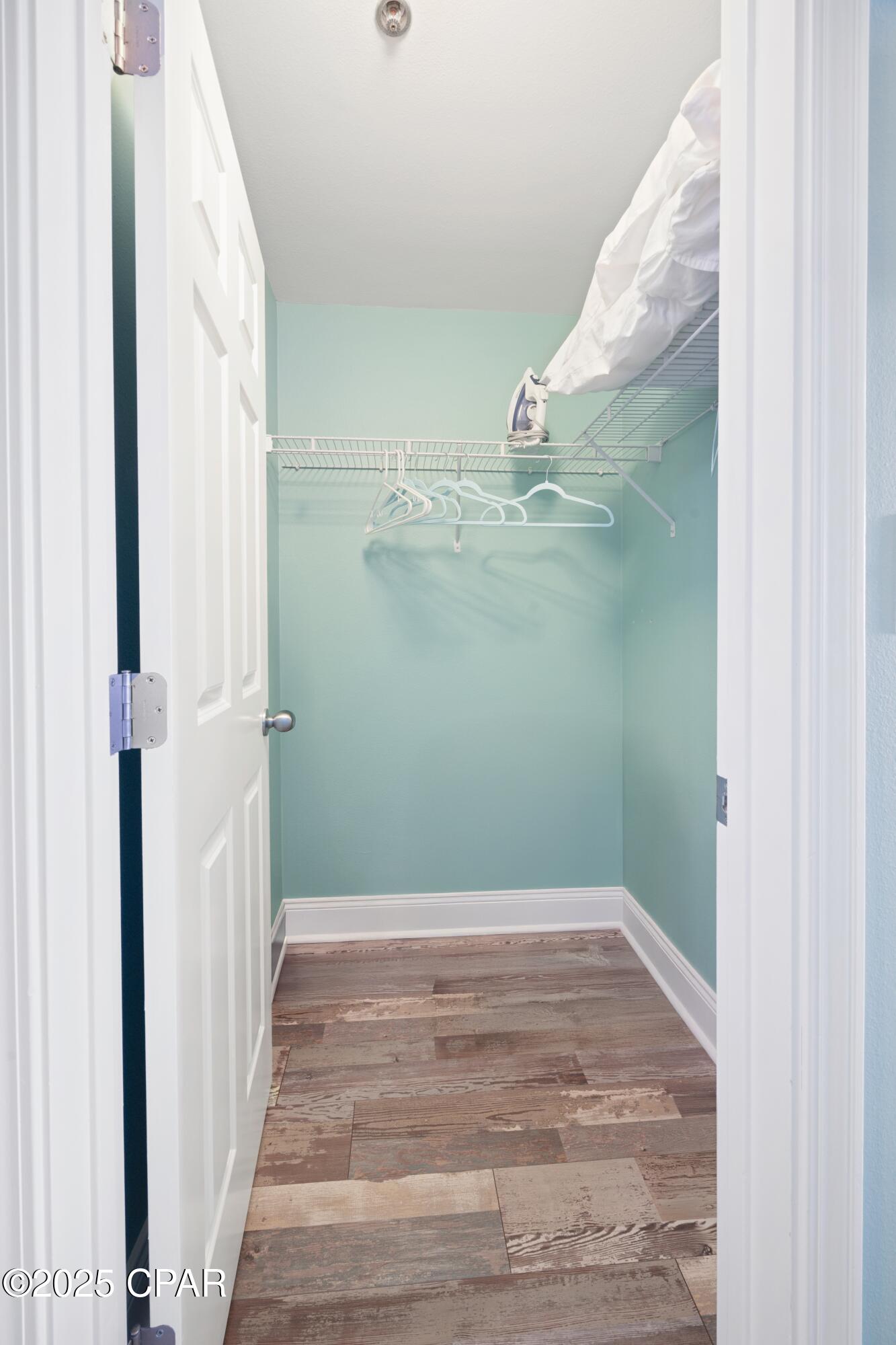 Image 41 For 9860 Thomas Drive 1825