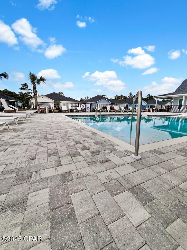 Image 19 For 233 Mosaic Drive 43