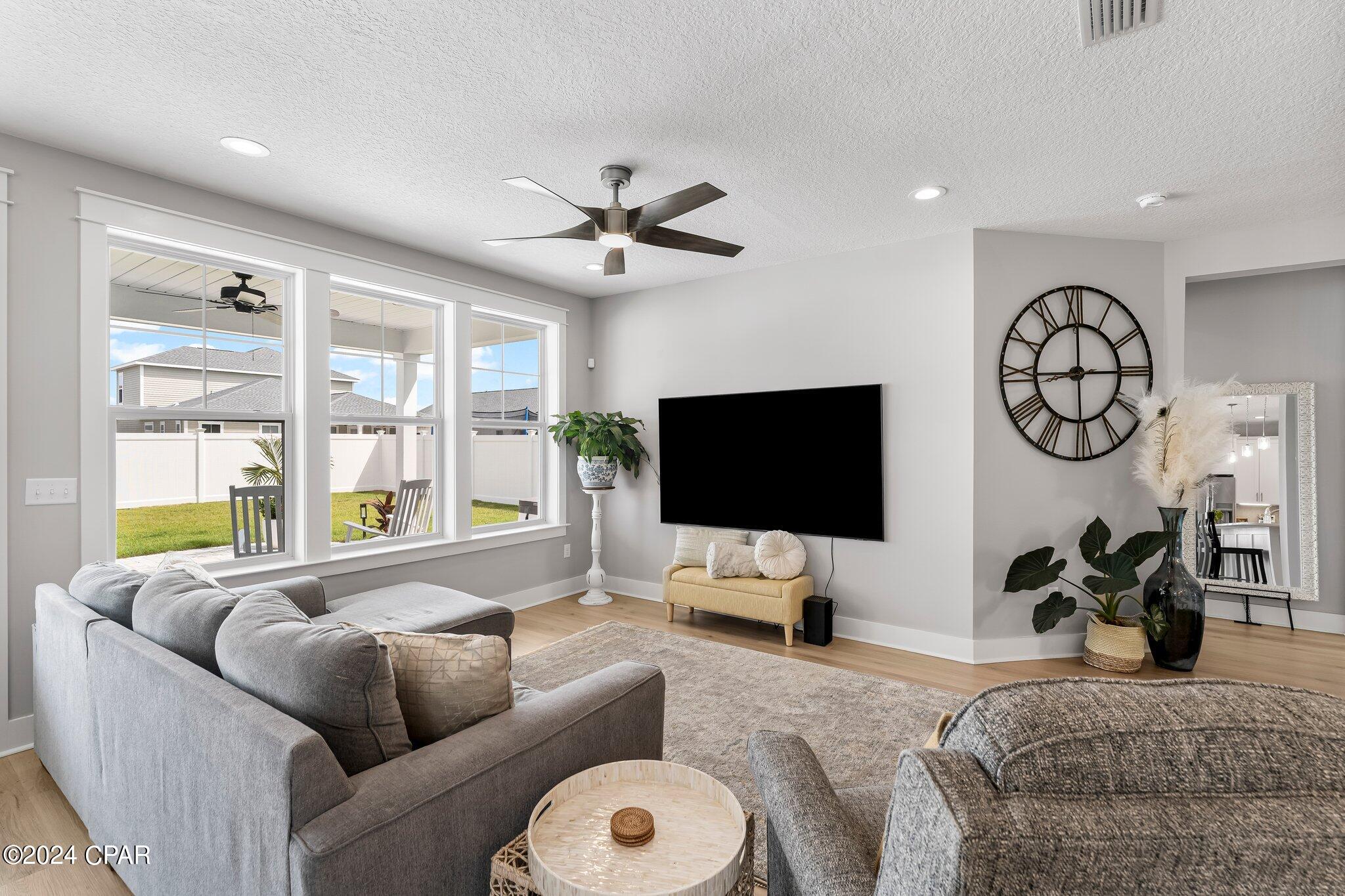 Image 8 For 2221 Warbler Street