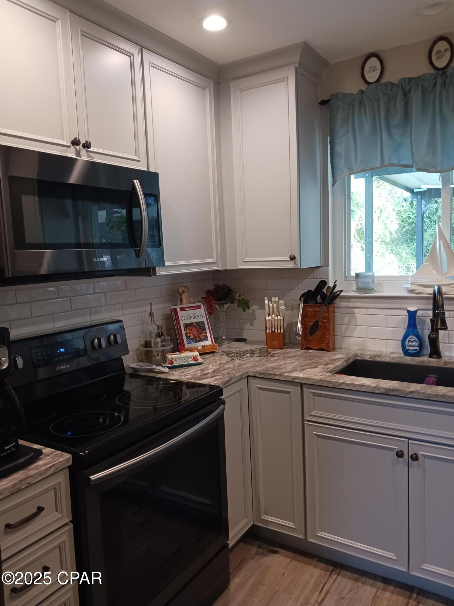 Dv5opeqavc9hjfcsnm2cypnxy37grks1rmanuyahnh8