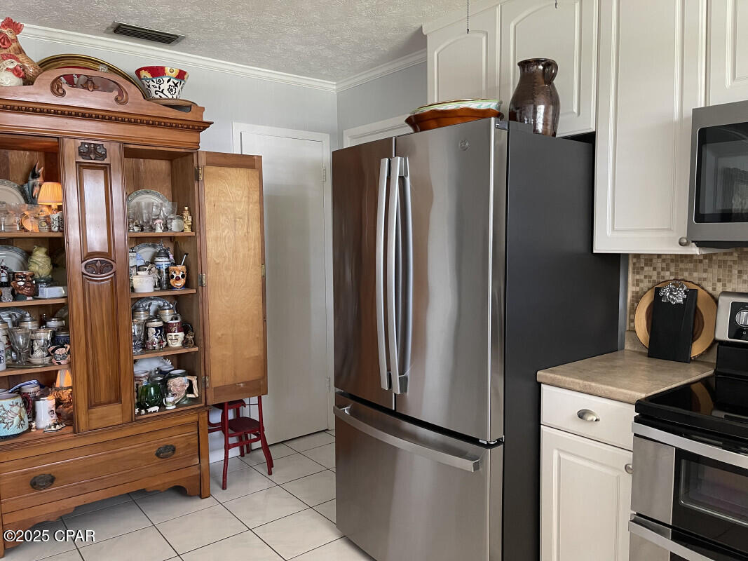 Image 16 For 313 Jasmine Place