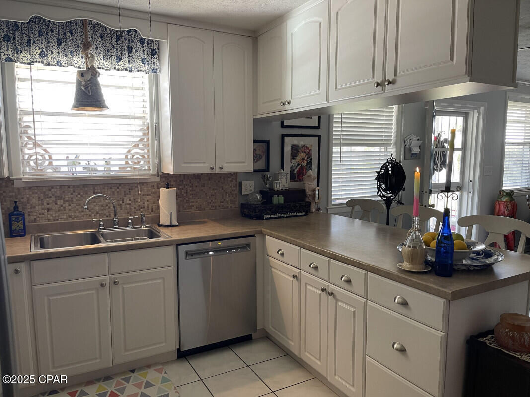 Image 19 For 313 Jasmine Place