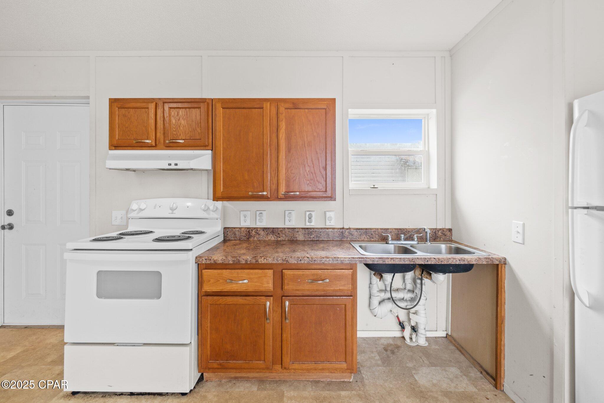 Cli Ujtakkgron5cwu_clpsfmaqkv61yudoogwjuzao