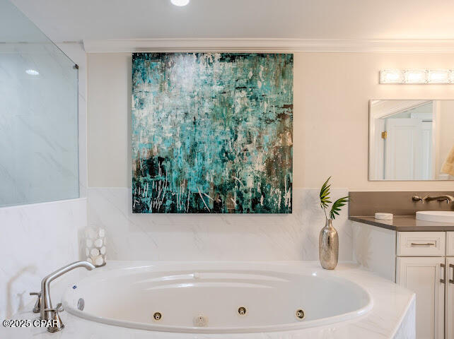 Image 24 For 8601 Surf Drive 6w