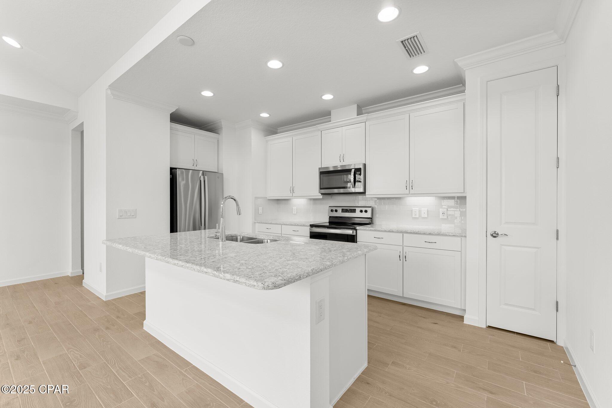 6zswhrrtqjbtuzp8aqldxngqjyx915kgb_gikgm2gfs