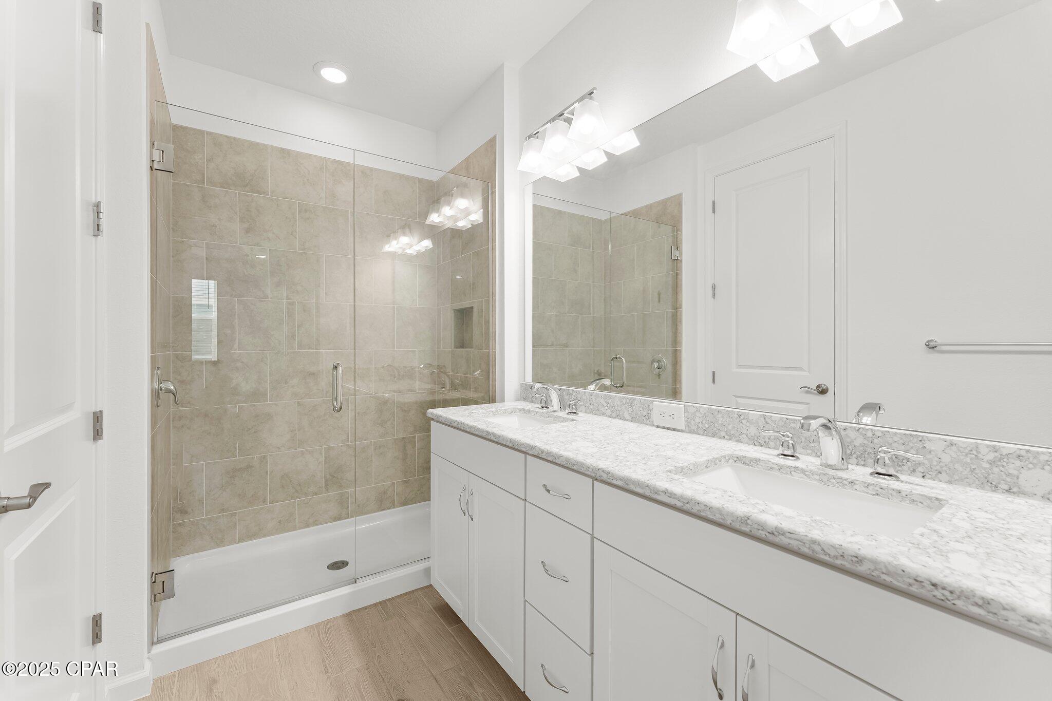 Cp5p6ws1vf9pjp6kyjikoa7xz54gckyda3vu6l1yfjy