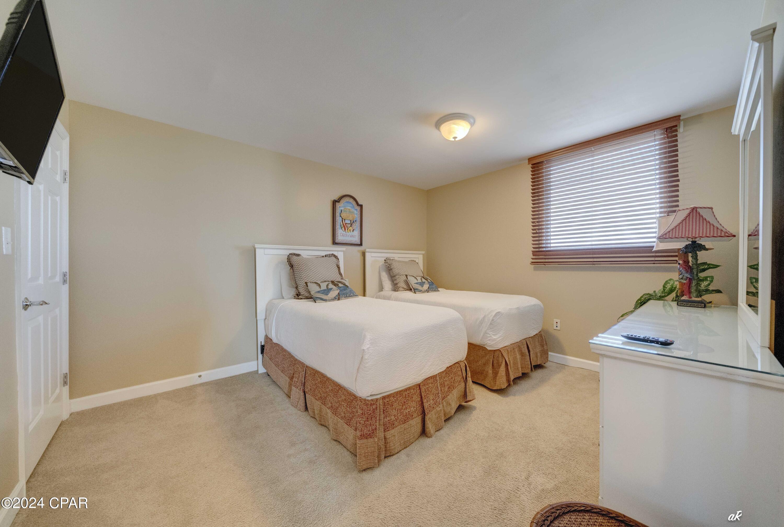 Image 20 For 6627 Thomas Drive 1601