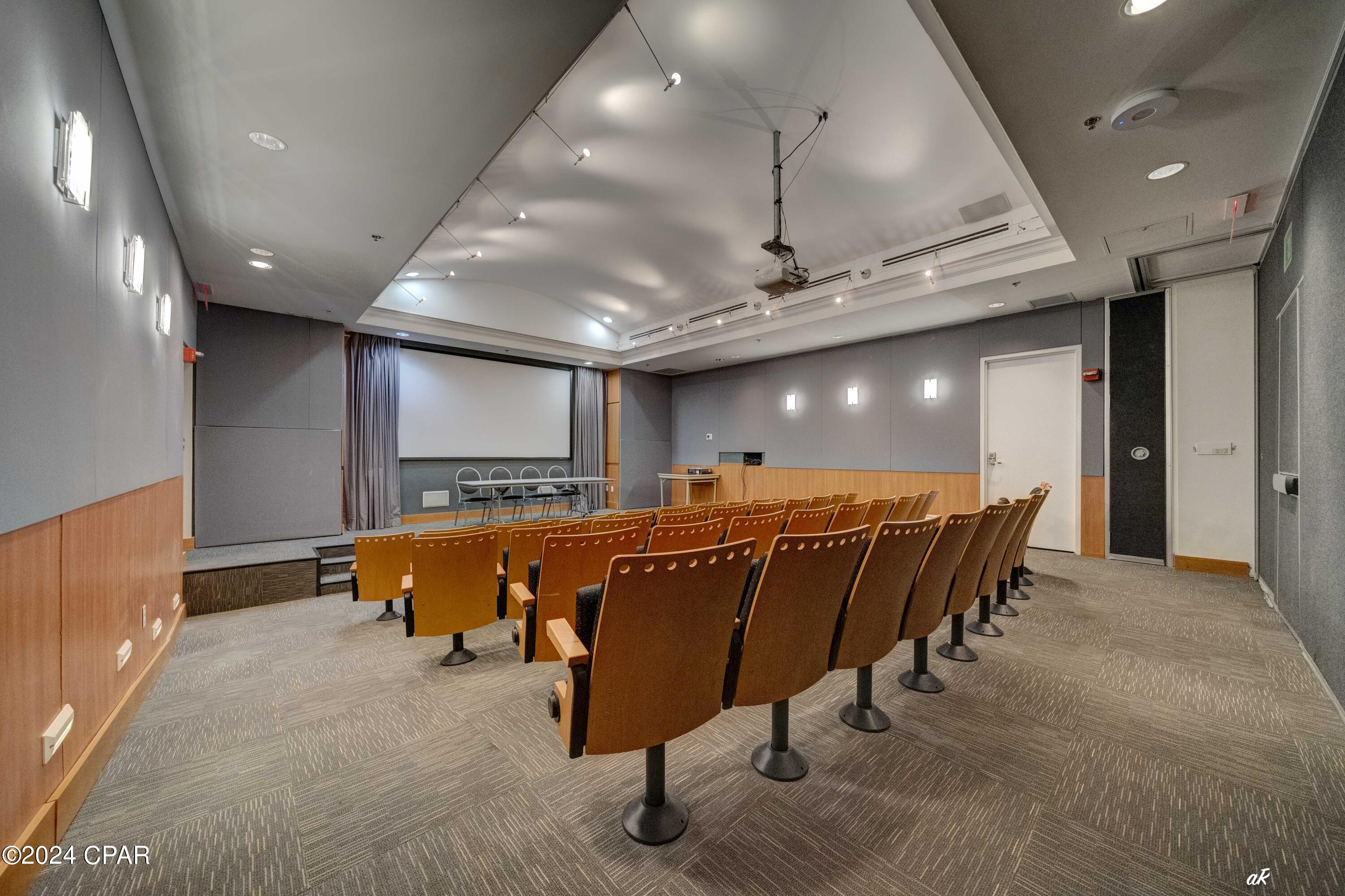 Ljussaalwhlmeyfruuoqzfdn V8sxlzwqzbjlbedct0