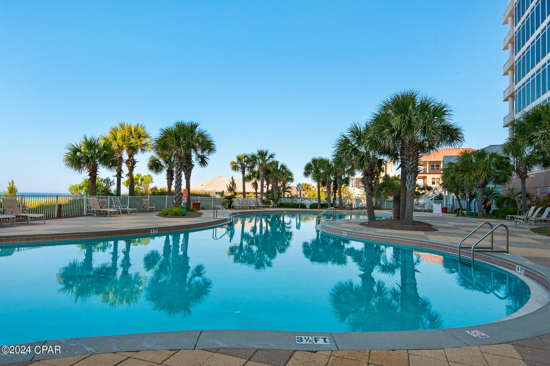 3aec4smz2yjm7get7hitfe Crmvp5ca1rpci7jvsja8