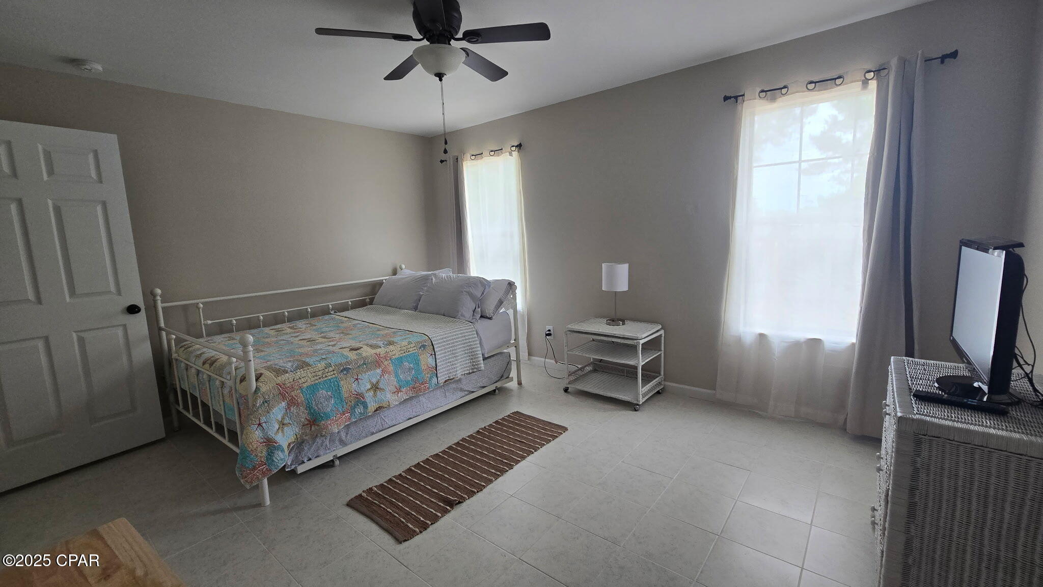 Uv2z2xefeeip_9slt8siv4pccpg2f876fj75ws9ke5o