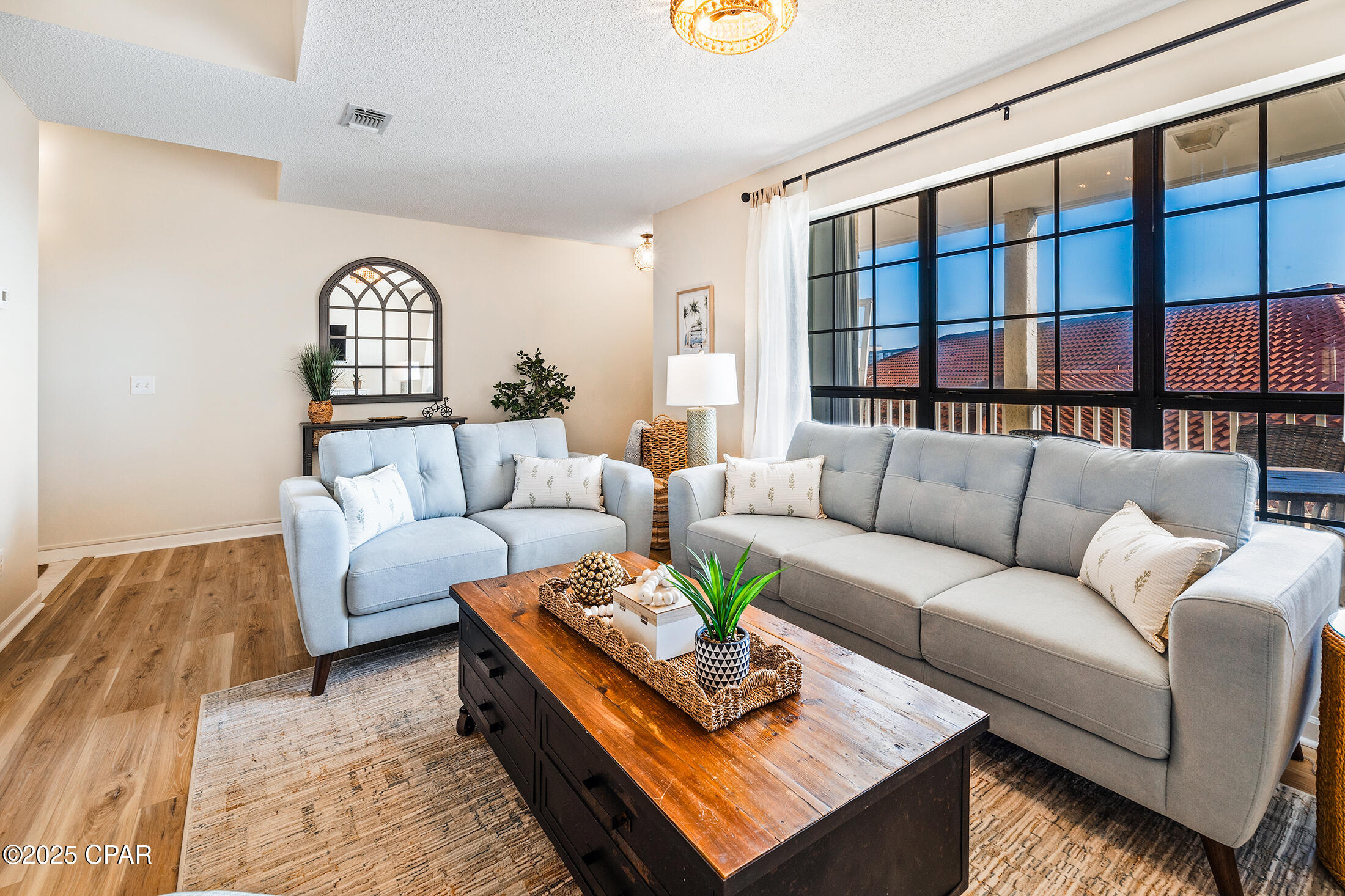 Image 3 For 17462 Front Beach Road 54301