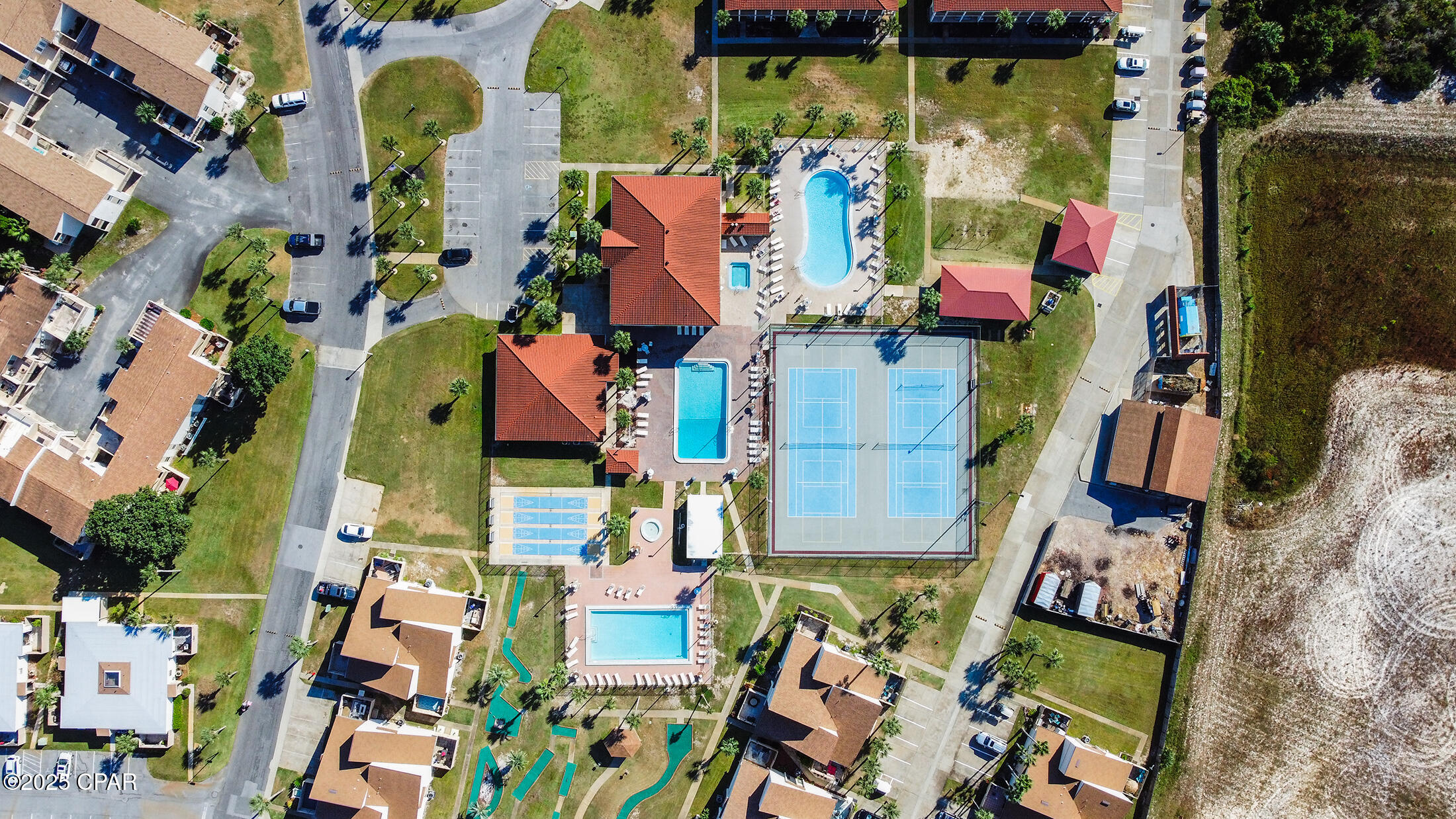 Image 33 For 17462 Front Beach Road 54301