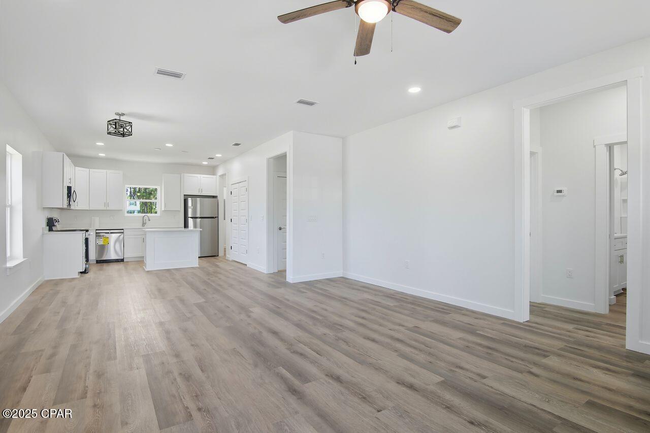 C79bgz2vdoibw1mejmhgjigsizab1_hhz2sbosztgm0