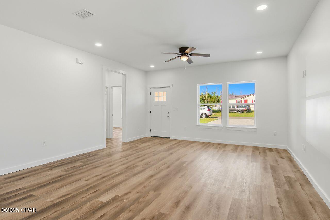 J7x6yrwu84ypytgvrvldfrm1uyrb5xzwhpnzyoay5ls