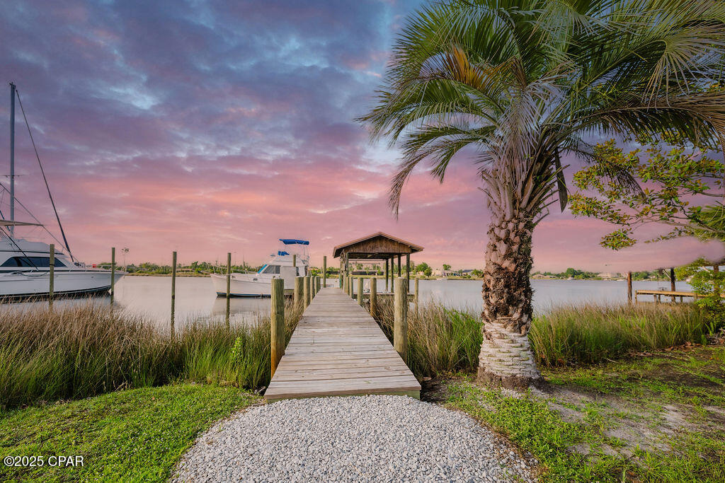 _o4h0glddvkmxz0vyg2dpowmiwxdjg35hvms6_kqe2y