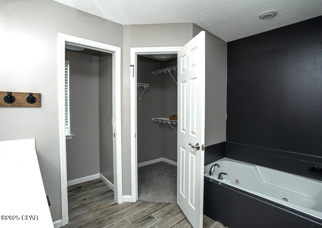 Qee8mvmg8bjeczdhmpmdpxmfpsc7htrreb800g9kq4a