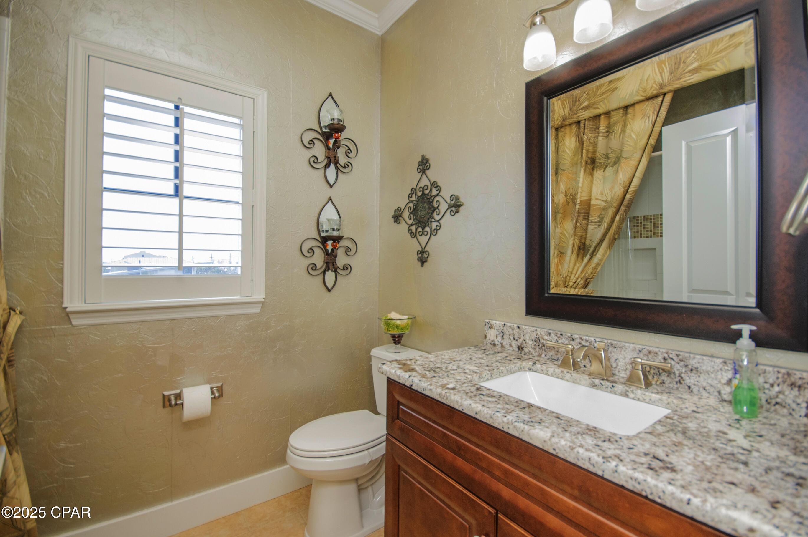 Ym1ft9hdeylzmjpj Qn_chaf6m0pfxqsdjrie2joprq