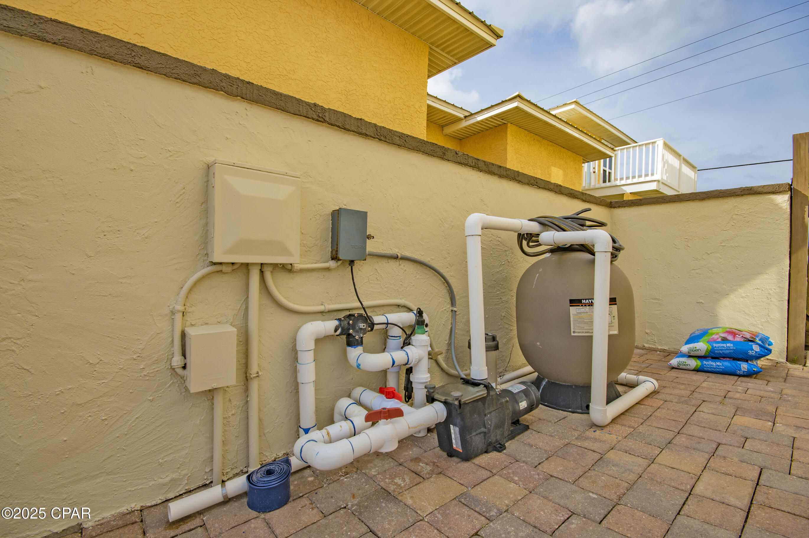 Zeakjetohtuqnyk0che5xwqmptgfsrq15k1tcvlgrt8